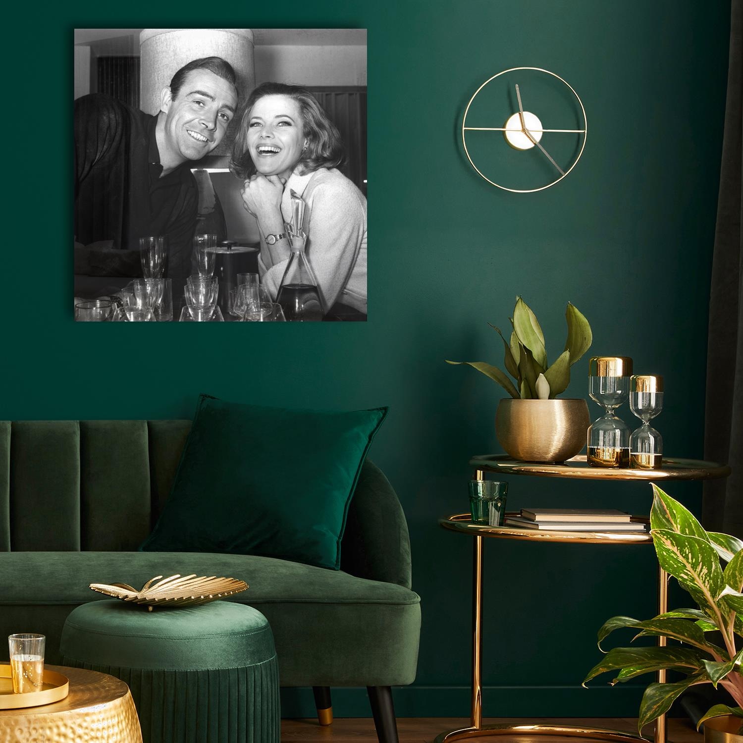 Image of queence Acrylglasbild "Sean & Honor" Frau Mann Schwarz-Weiss Stars Fine Art-Print in Galeriequalität