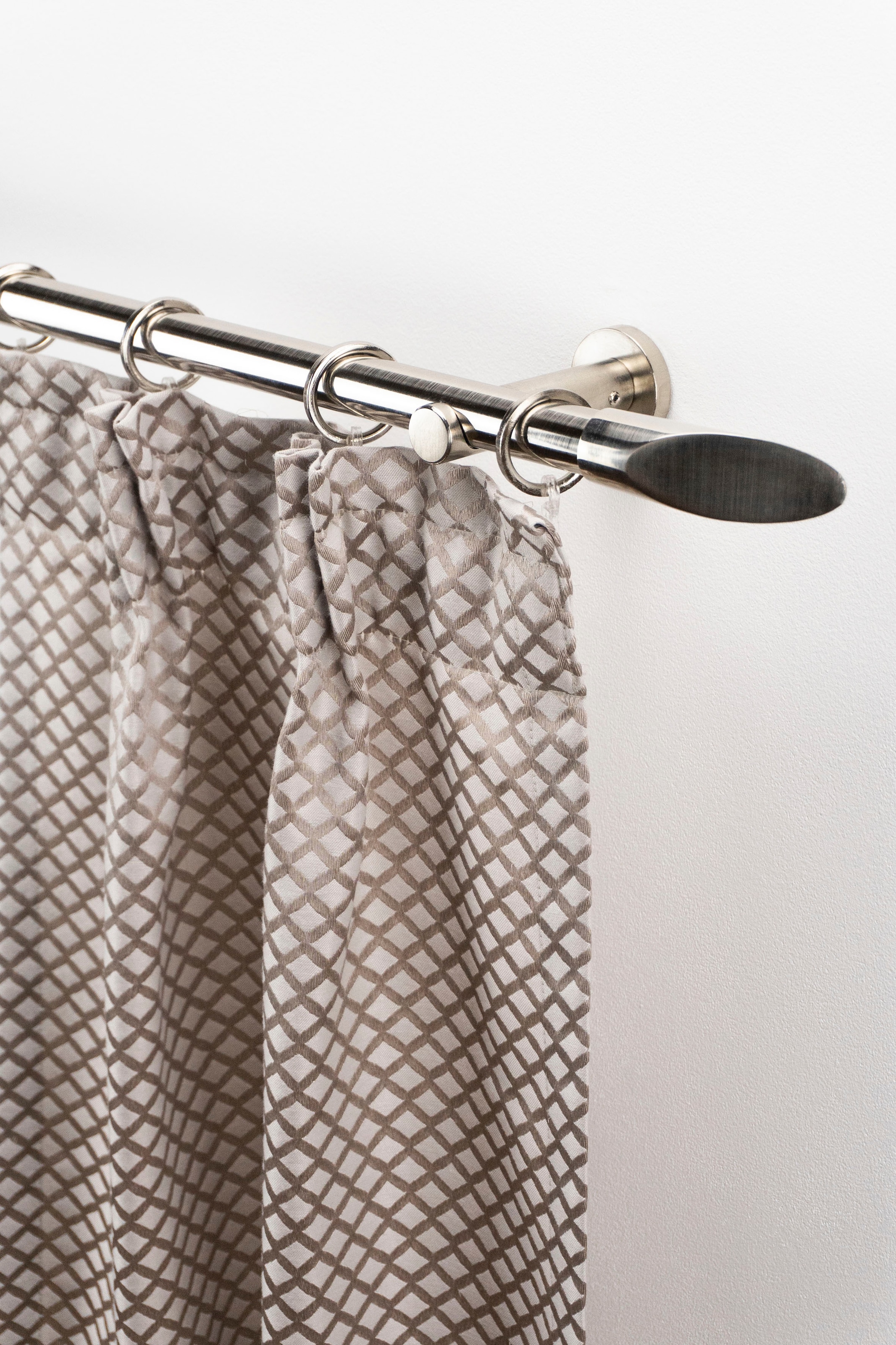 GARESA Gardinenstange »MARBELLA« Ø 20 mm 1 läufig-läufig Wunschmasslänge Vorhanggarnitur, verlängerbar, Wandmontage, mit Ringe und Haken