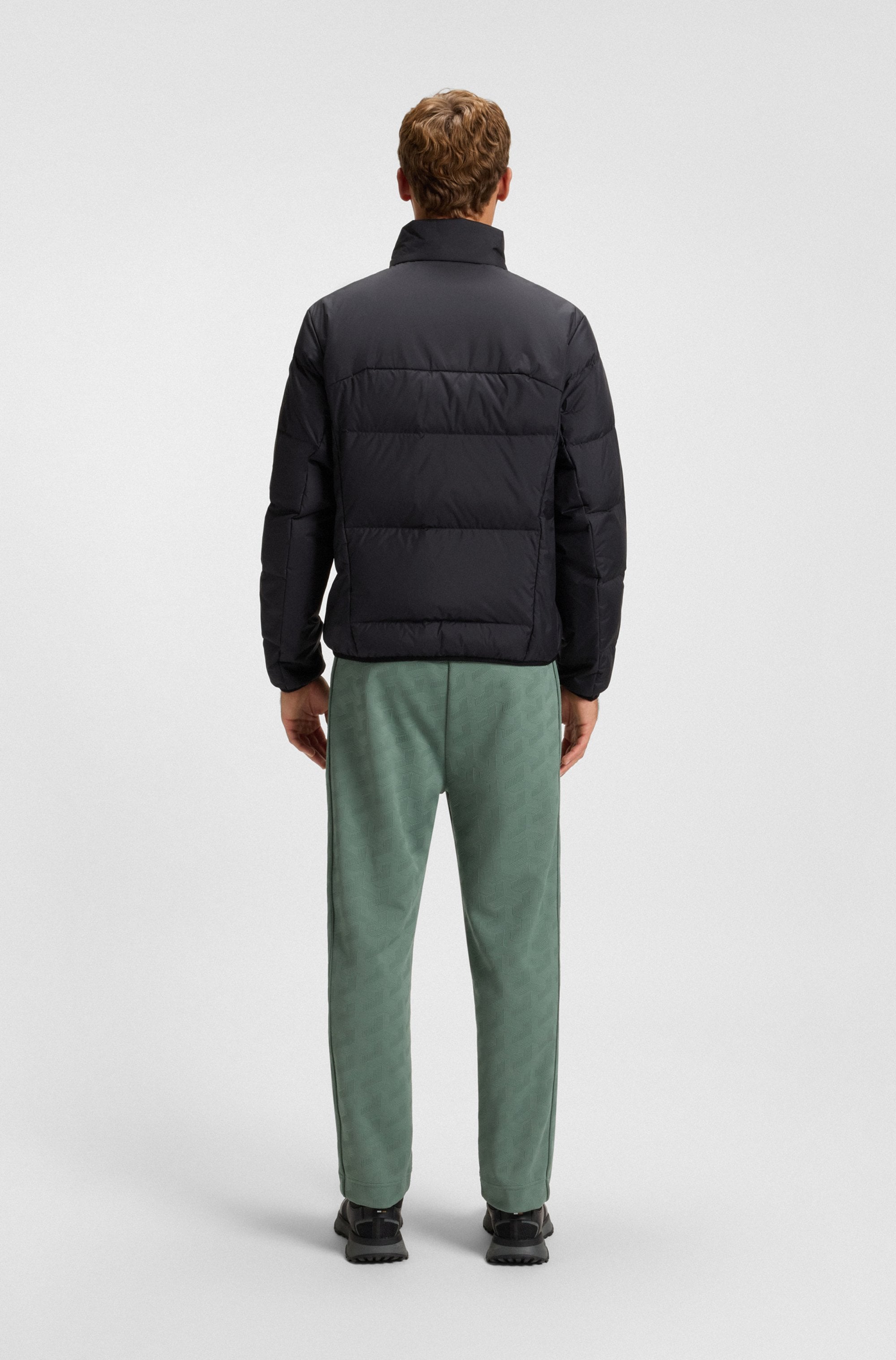 BOSS GREEN Daunenjacke, Stehkragen, reflektierende Details, Ärmeltasche