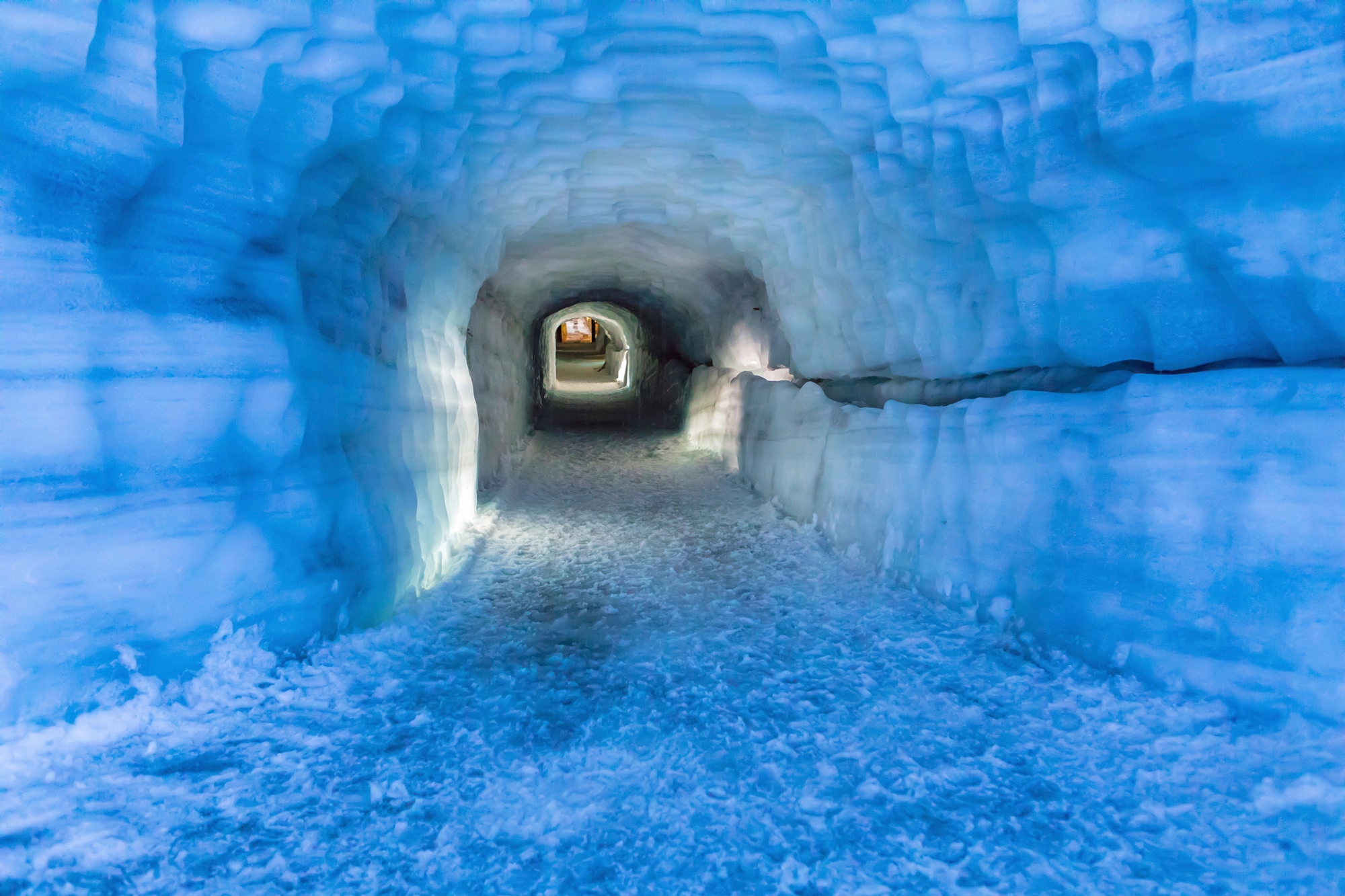 Image of Papermoon Fototapete "GROTTE-TUNNEL EIS GLETSCHER HÖHLE ISLAND LANGJOKULL"