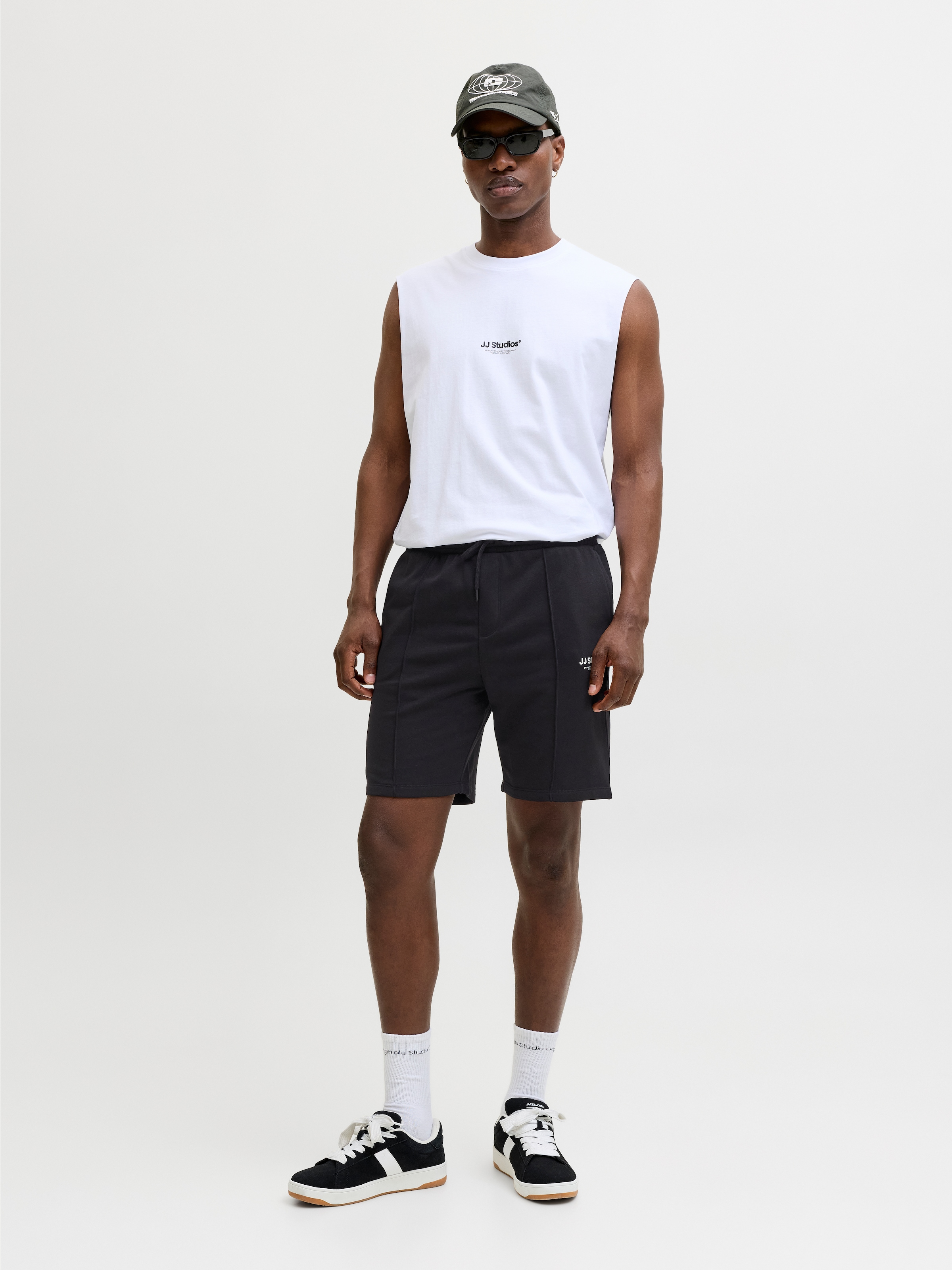 Jack & Jones Sweatshorts »JPSTKANE SOHO SWEAT SHORTS MID SN«  mélange de coton, coupe ample