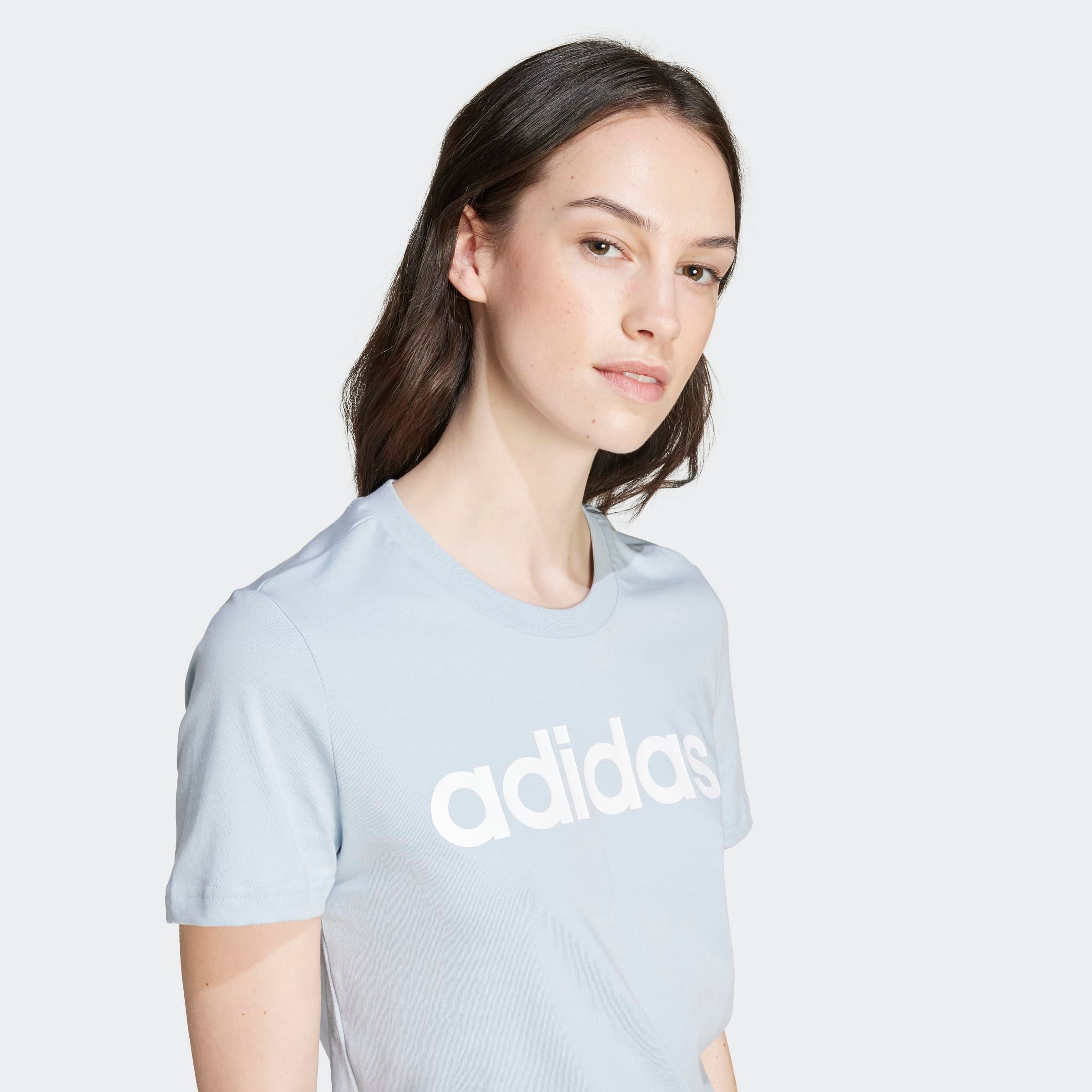adidas Sportswear T-Shirt »LOUNGEWEAR ESSENTIALS SLIM LOGO«