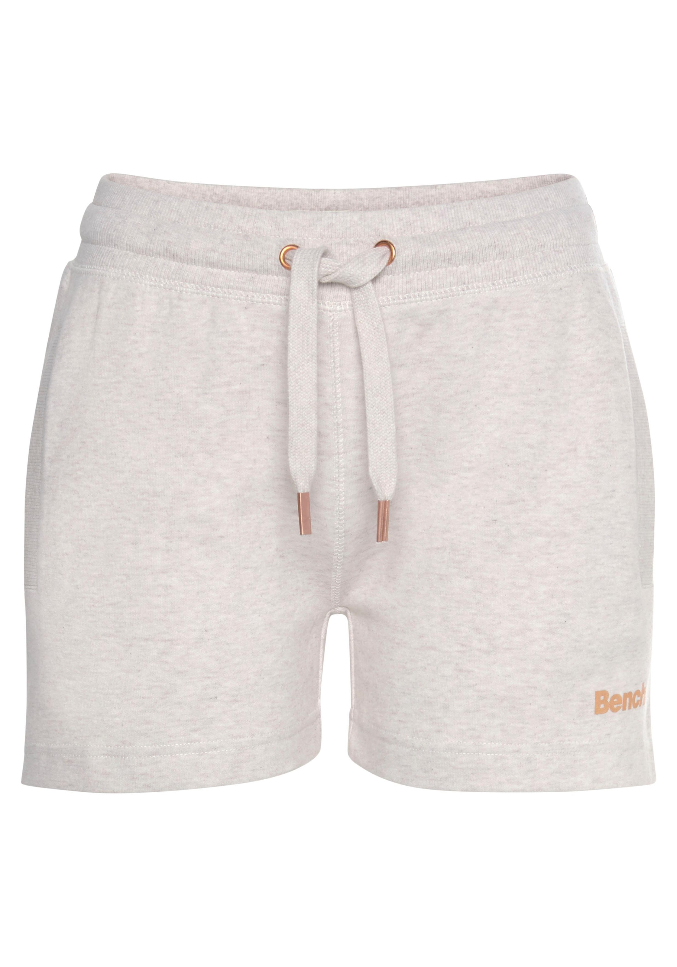 Bench. Loungewear Relaxshorts, Sweathose mit kurzen Seitenschlitzen und seitliche Taschen, Loungewear