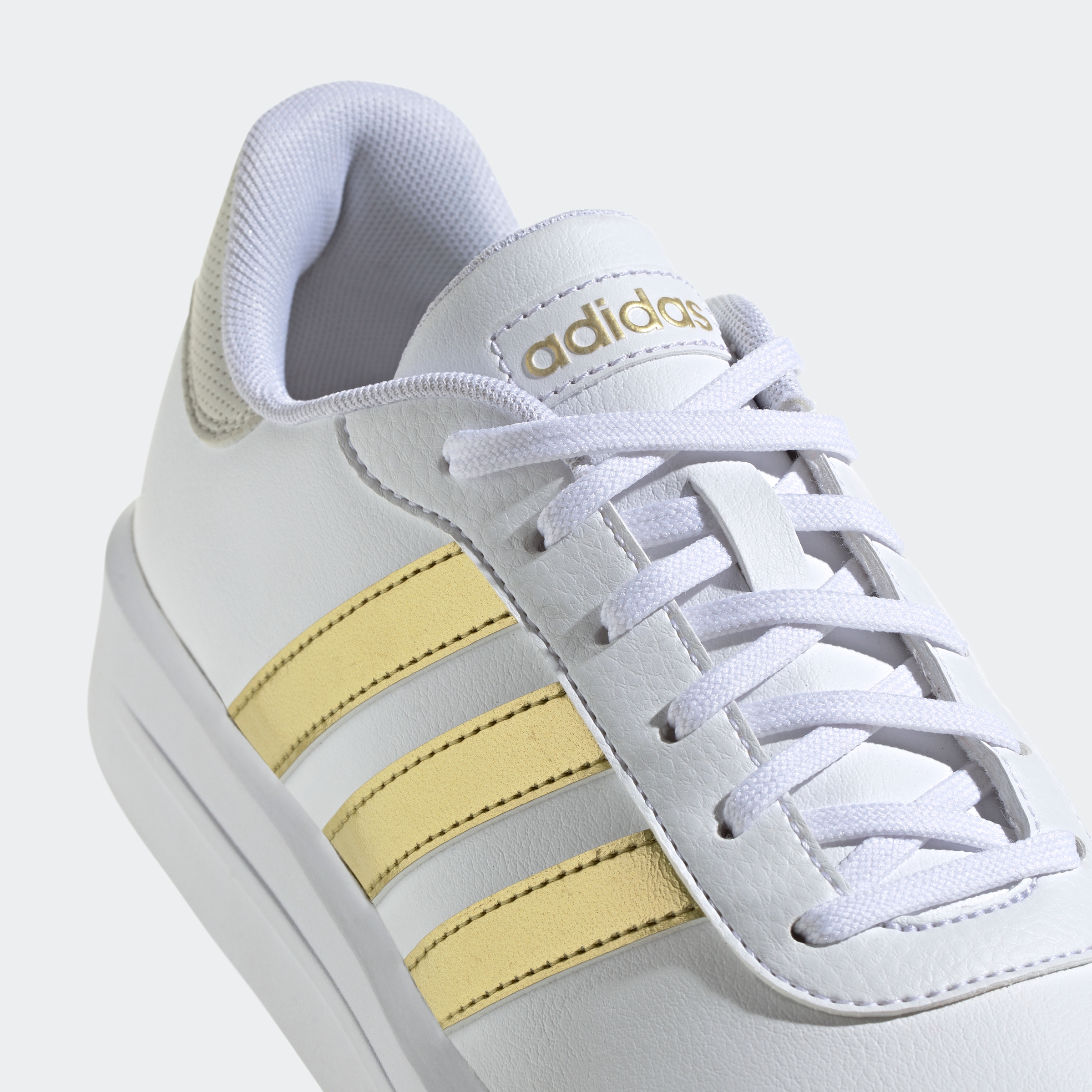 adidas Sportswear Sneaker »COURT PLATFORM«