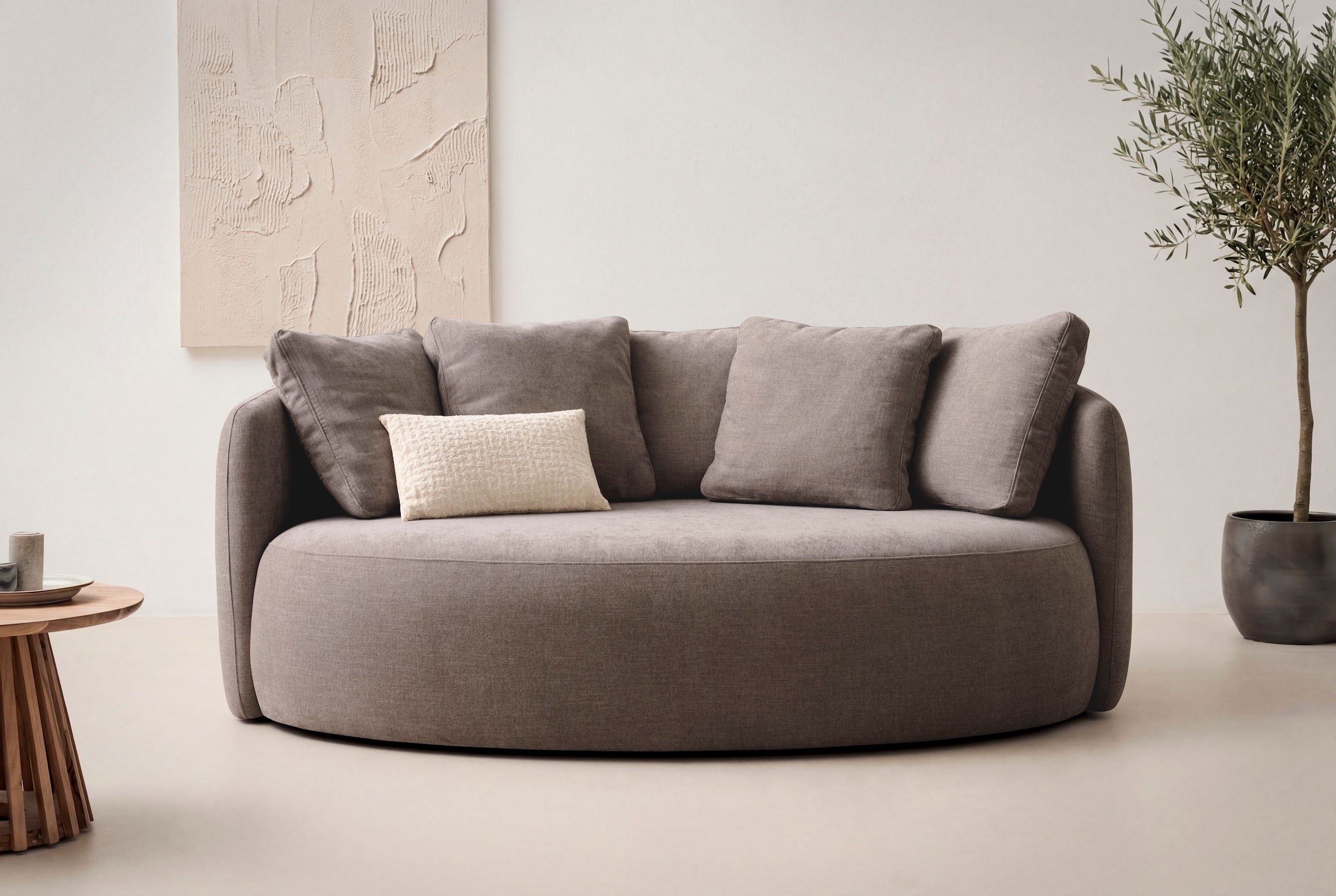 GOODproduct 2,5-places »Kaarl, rundes Loungesofa, Sofa mit Kissen, perfekt gepolstert« Webstoff, in fünf Farben, zeitloses Design, inkl. 5 Rückenkissen