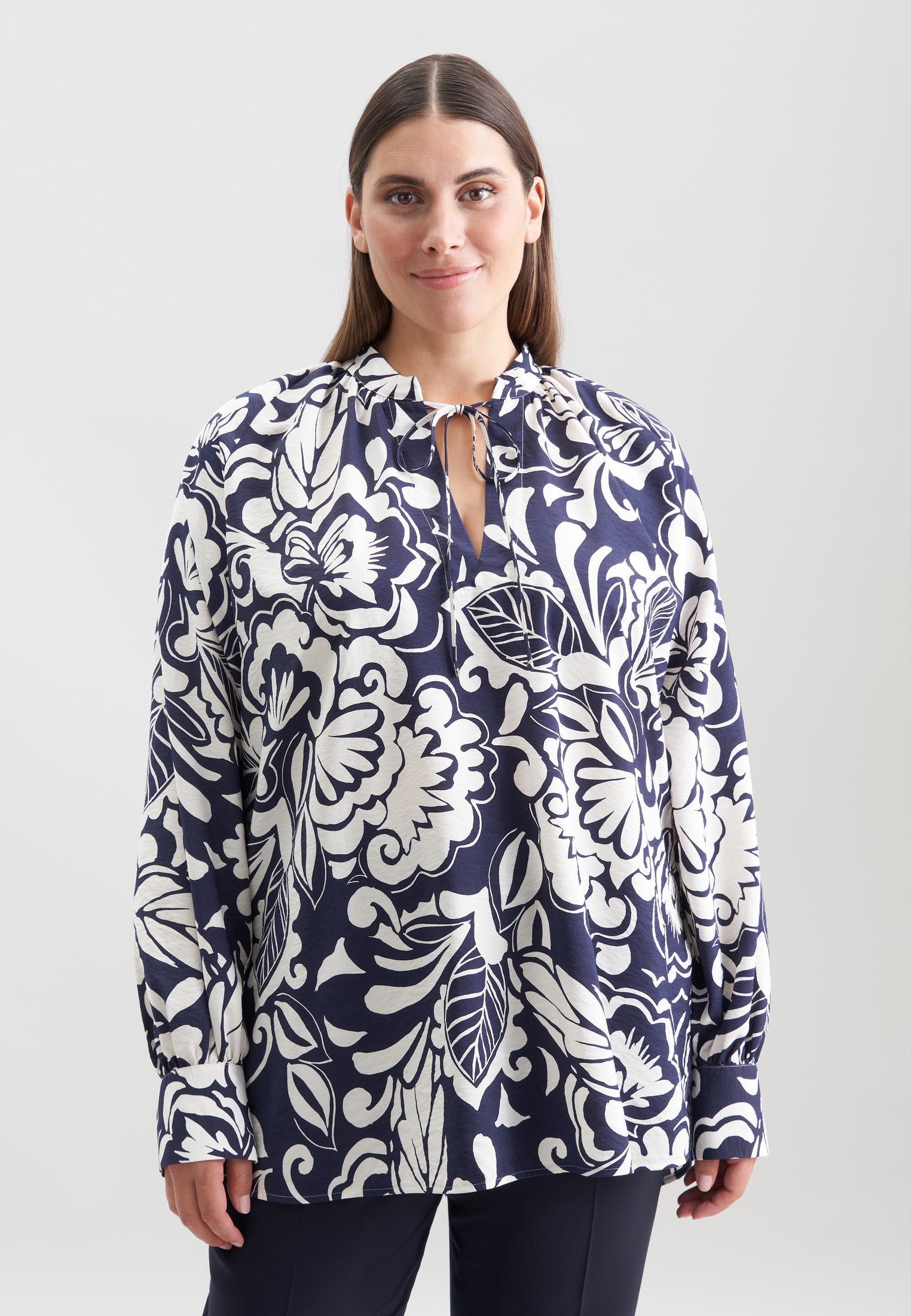 Image of seidensticker Schlupfbluse "Schwarze Rose" 1/1 V-Neck Druck