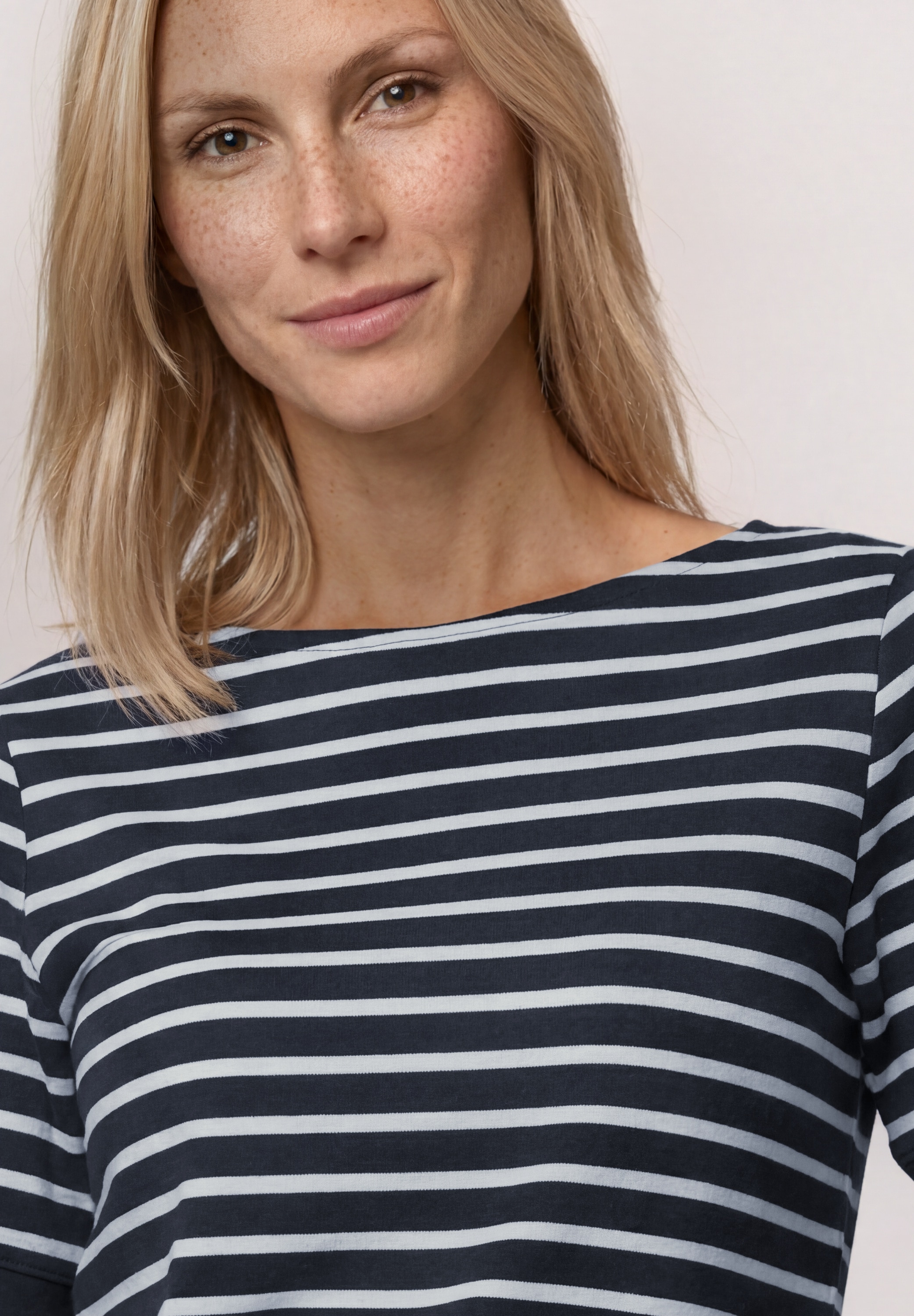 STREET ONE Shirt à col rond t-shirt d'été avec encolure bateau et rayures