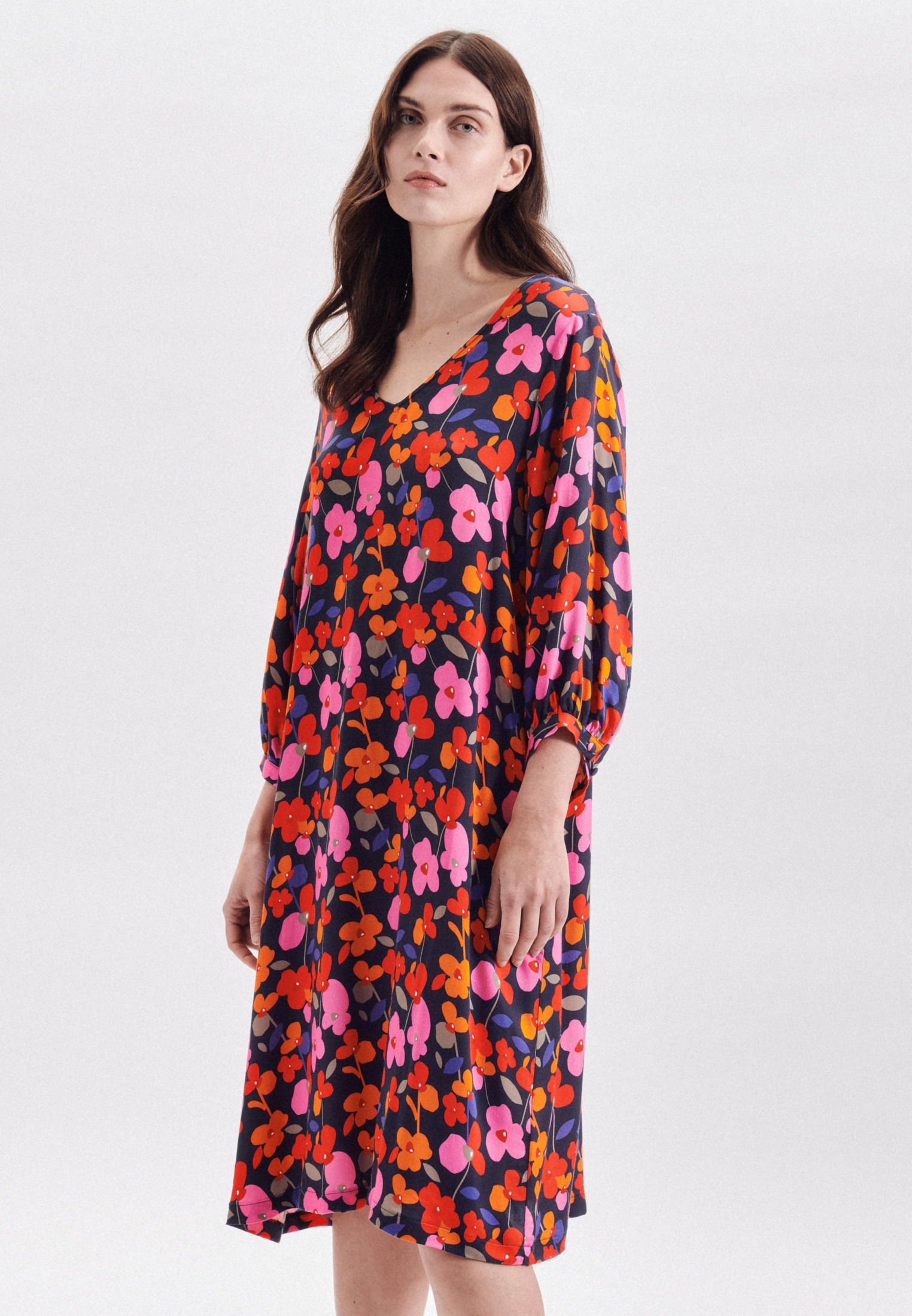 Image of seidensticker Sommerkleid »Schwarze Rose«, 3/4-Arm V-Neck Floral bei Ackermann Versand Schweiz