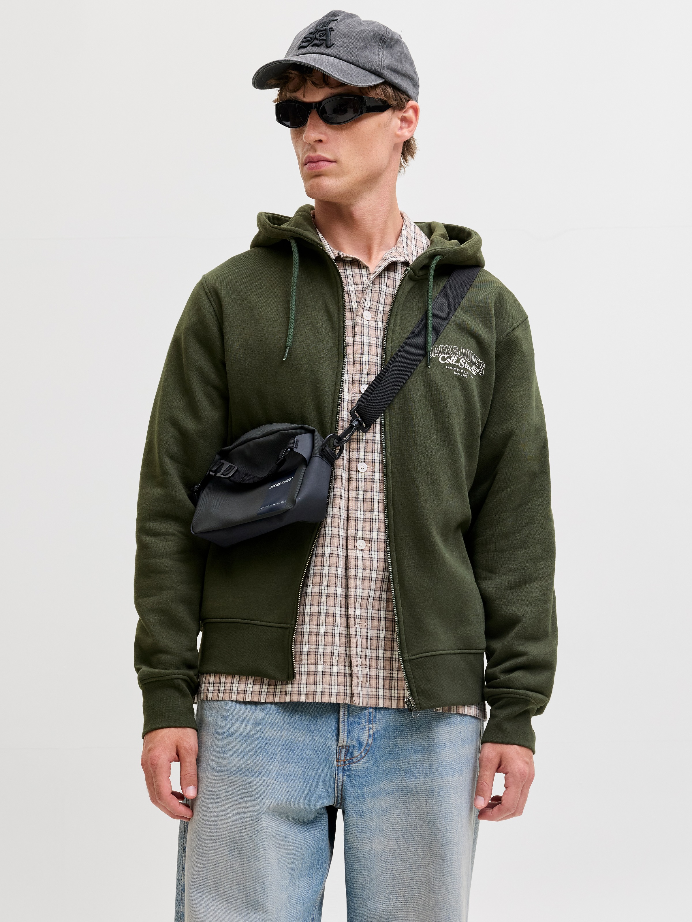 Image of Jack & Jones Kapuzensweatjacke "JJMAKOTO SWEAT ZIP HOOD"