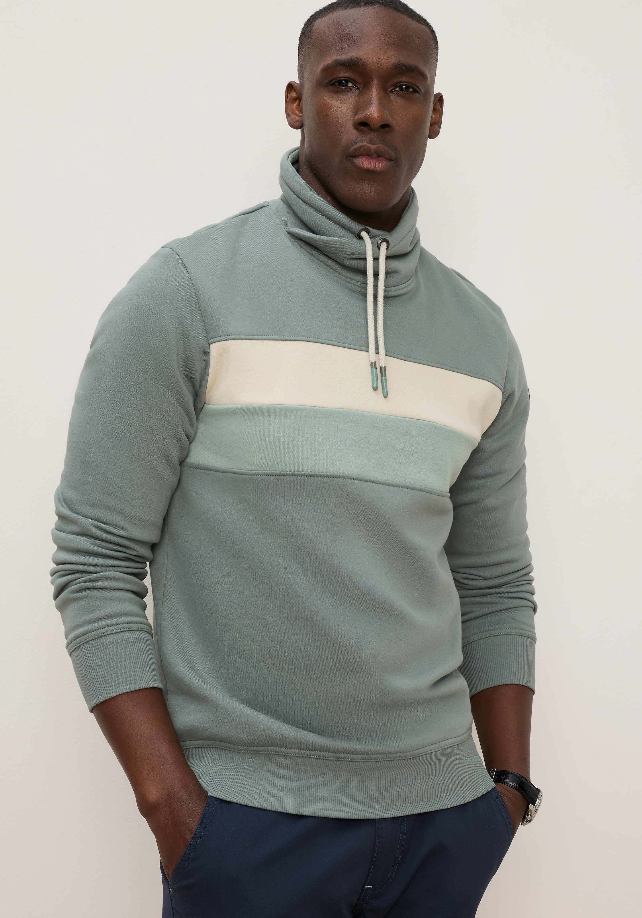 KangaROOS Sweatshirt, mit hochschliessendem Kragen, auch in grossen Grössen