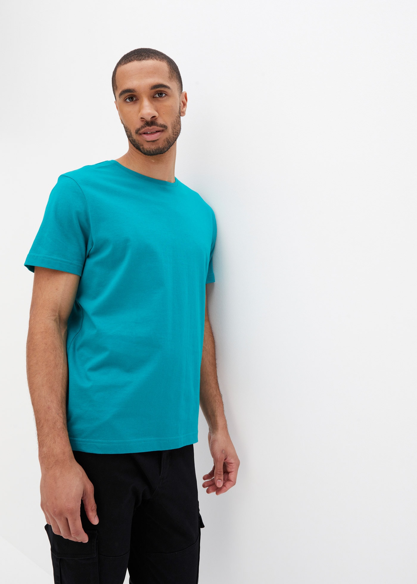 bonprix T-shirt »T-Shirt (5er Pack)« Paquet, 5er, 5 cuis Regular Fit, Kurzarm, für warme Tage, aus Baumwolle und Viskose