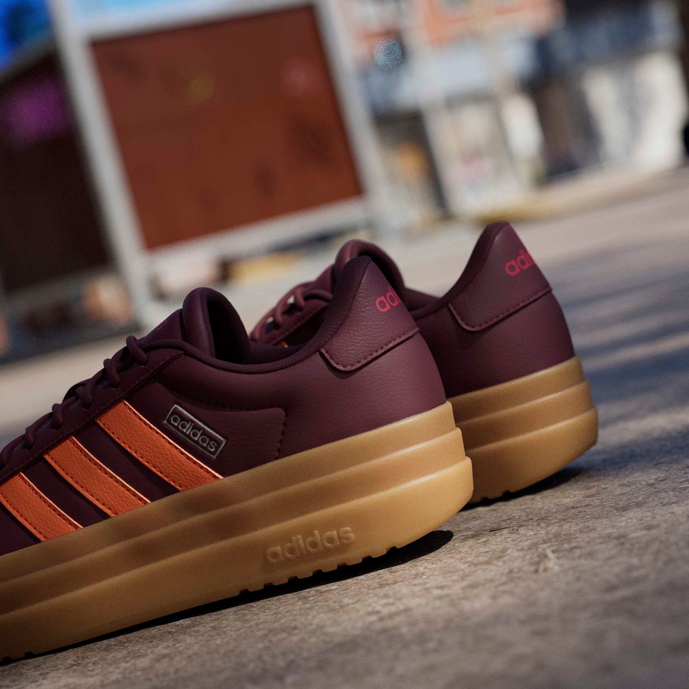 adidas Sportswear Baskets à plateforme »VL COURT BOLD«  inspiriert vom Design des adidas gazelle bold