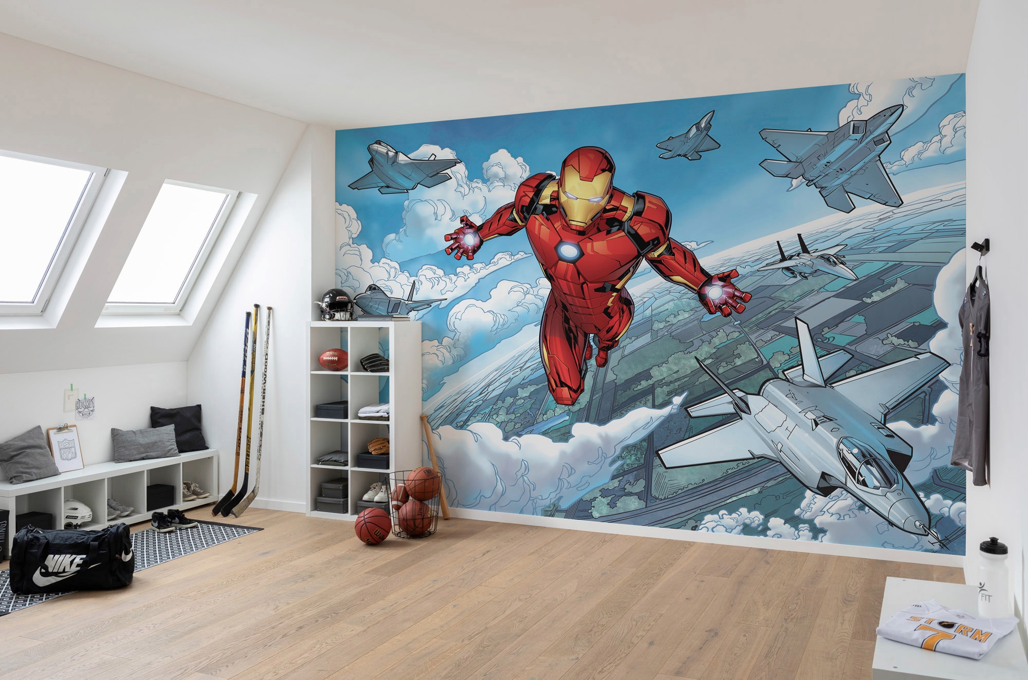 Komar Vliestapete »Digitaldruck Vlies - Iron Man Flight - Grösse 400 x 280 cm«, bedruckt, Kinderzimmer