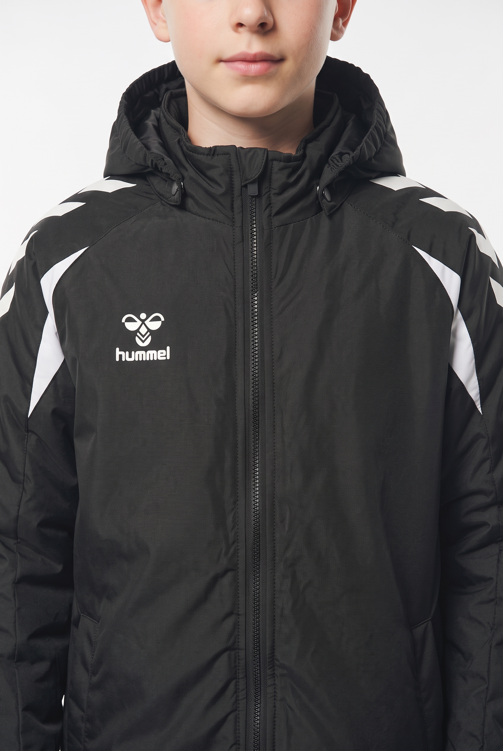 hummel Stadionjacke »HMLCORE 2.0 BENCH JACKET KIDS« für Kinder und Jugendliche, wärmend, für vor und nach dem Training