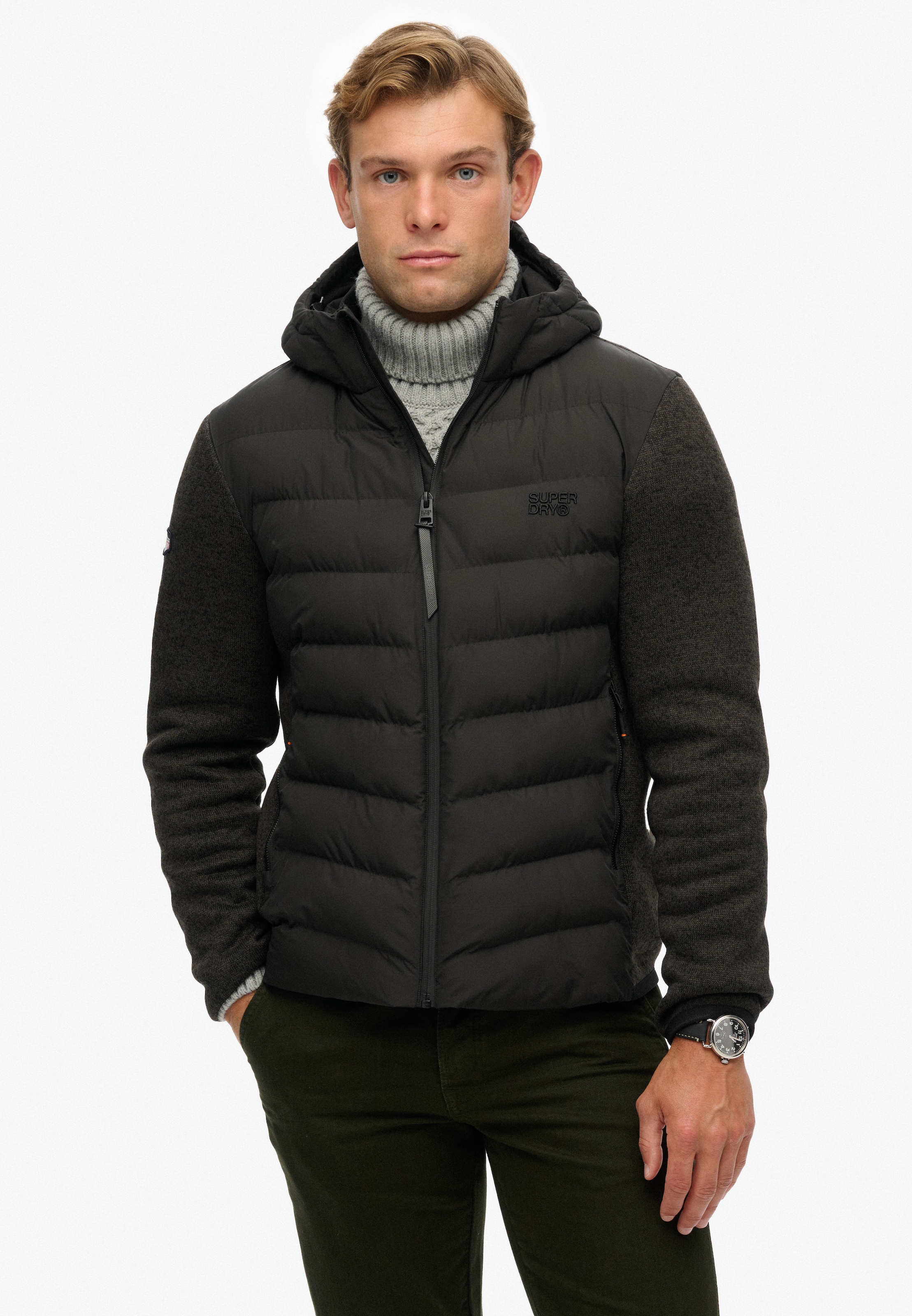 Image of Superdry Steppjacke "HOODED STORM KNIT HYBRID JKT" mit Kapuze Slim Fit, mit hochschliessendem Kragen, aus Polyester und Kunstfaser