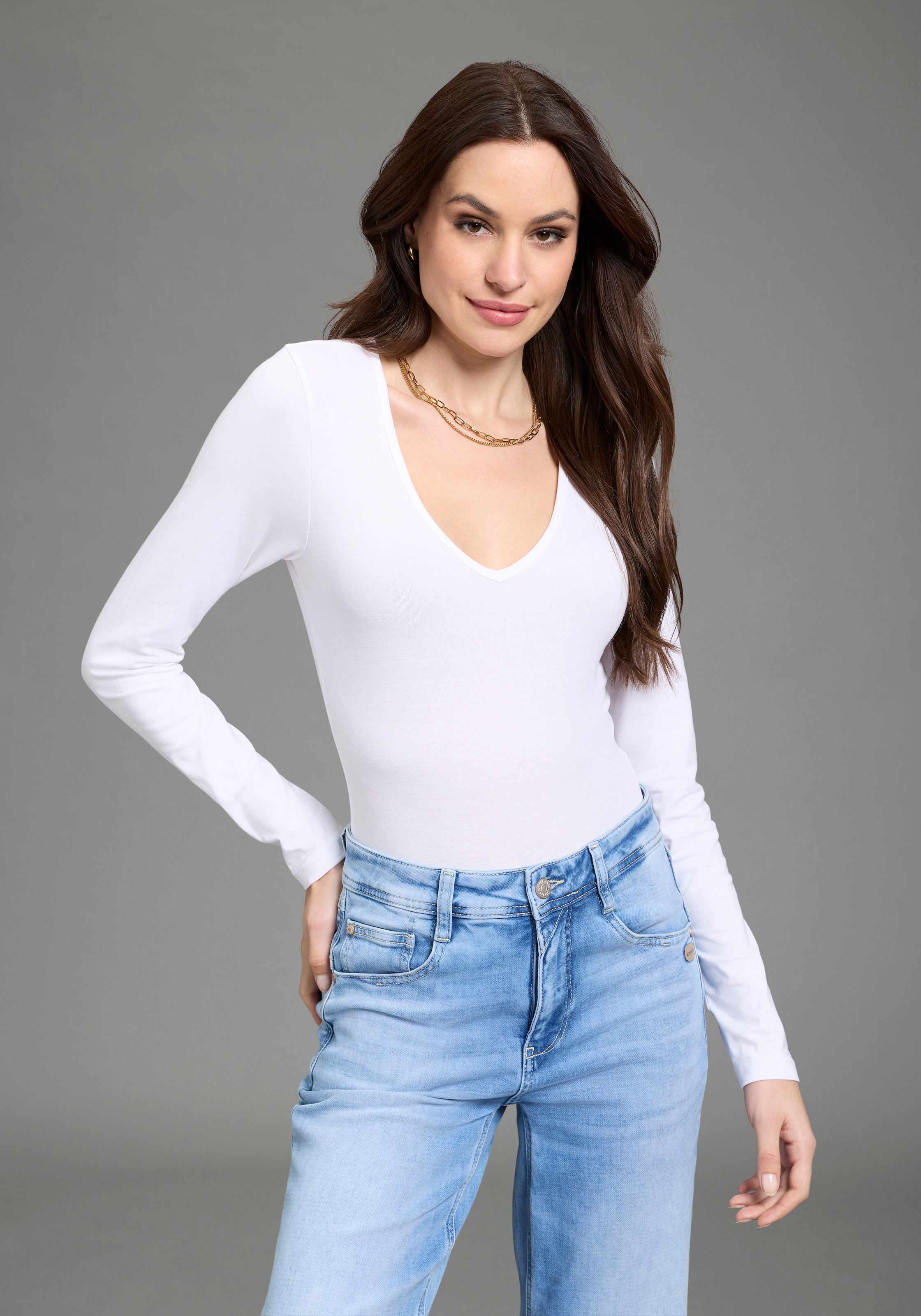 Image of Laura Scott Langarmbody mit V-Ausschnitt, figurbetonte Passform, unifarbenes Design