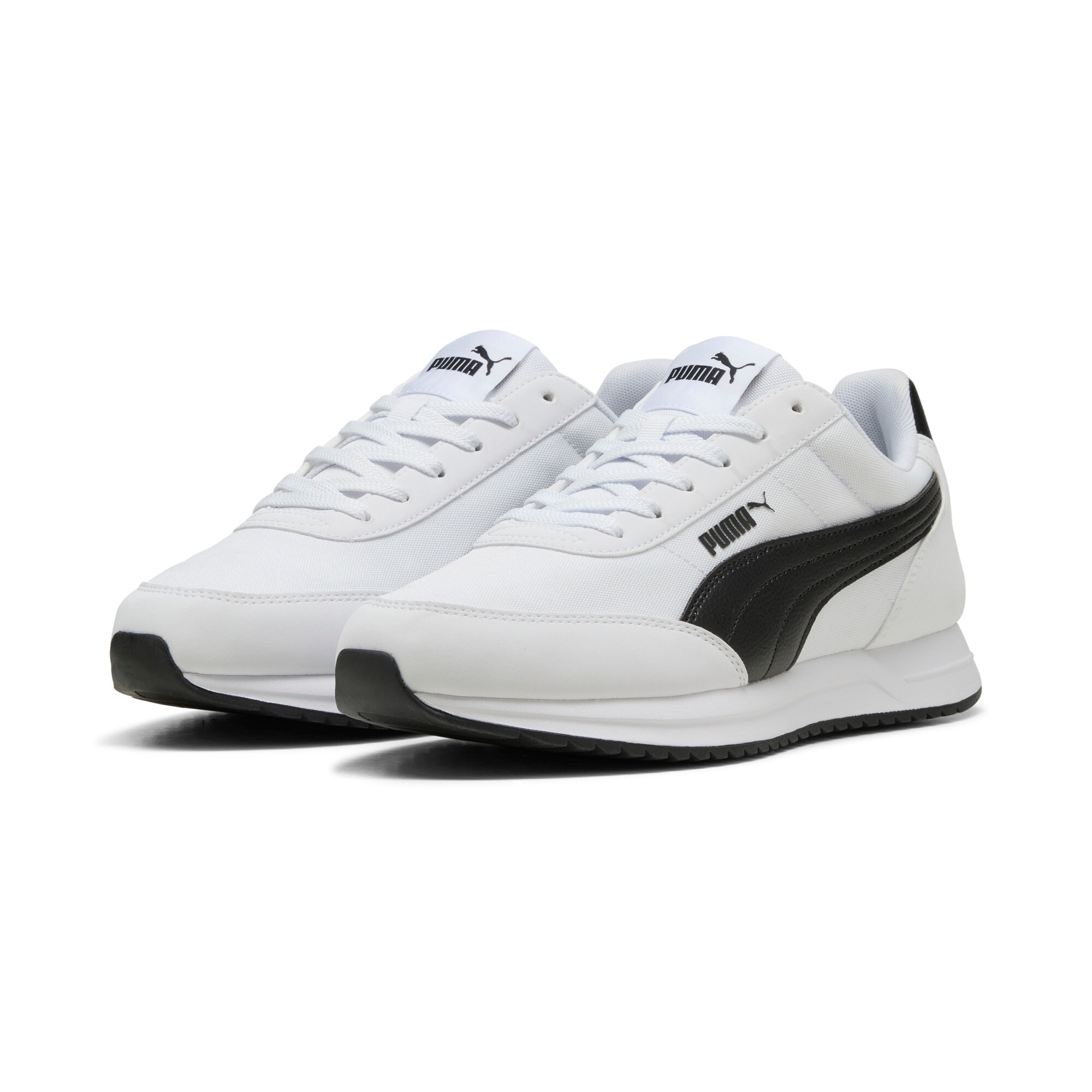PUMA Sneakers »R78 LIGHTWIND«  mit Mesh-Obermaterial, mit SOFTFOAM+ Einlegesohle