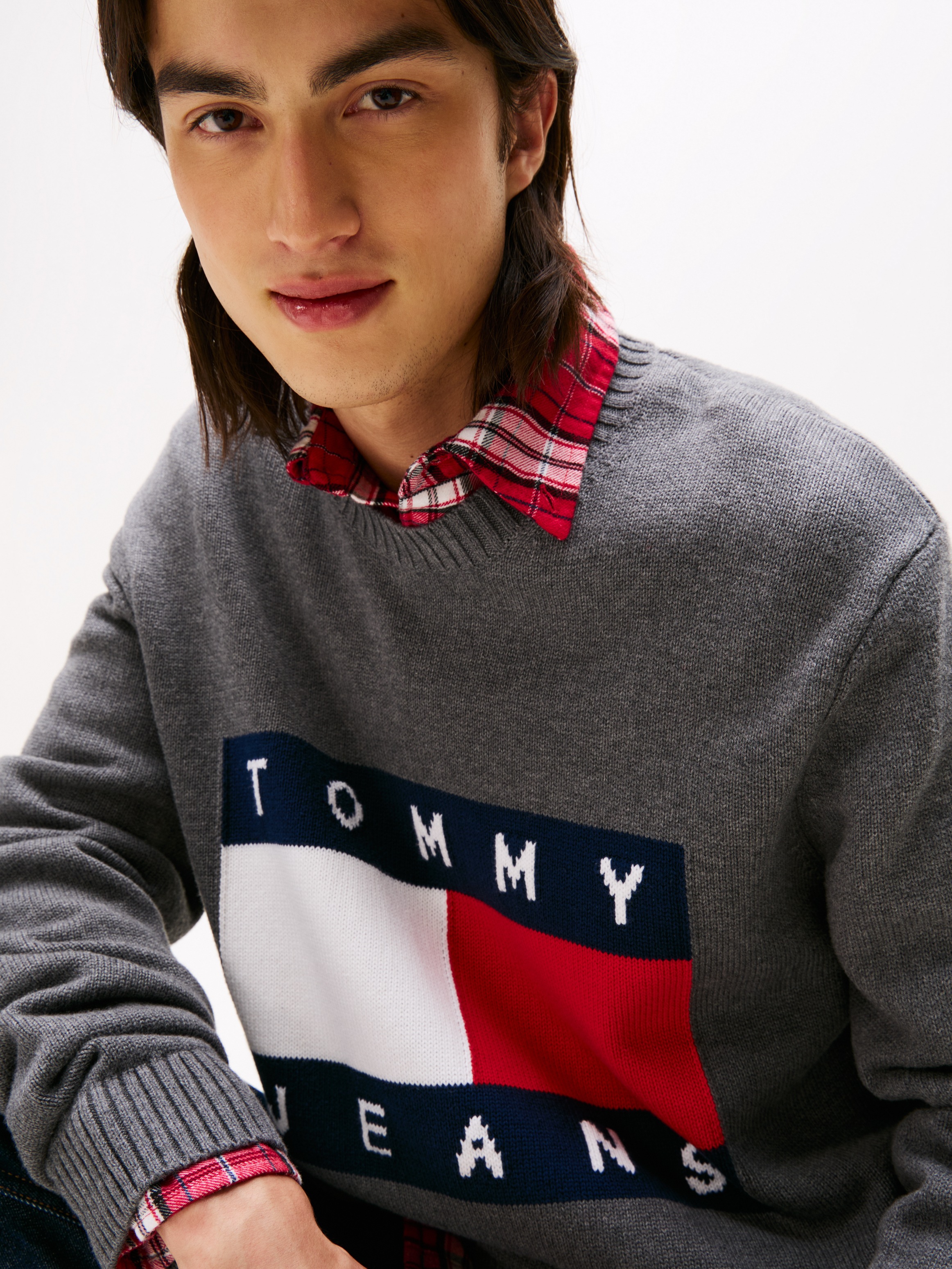 Tommy Jeans Strickpullover »TJM MELANGE FLAG SWEATER«, Regular Fit, Rundhals