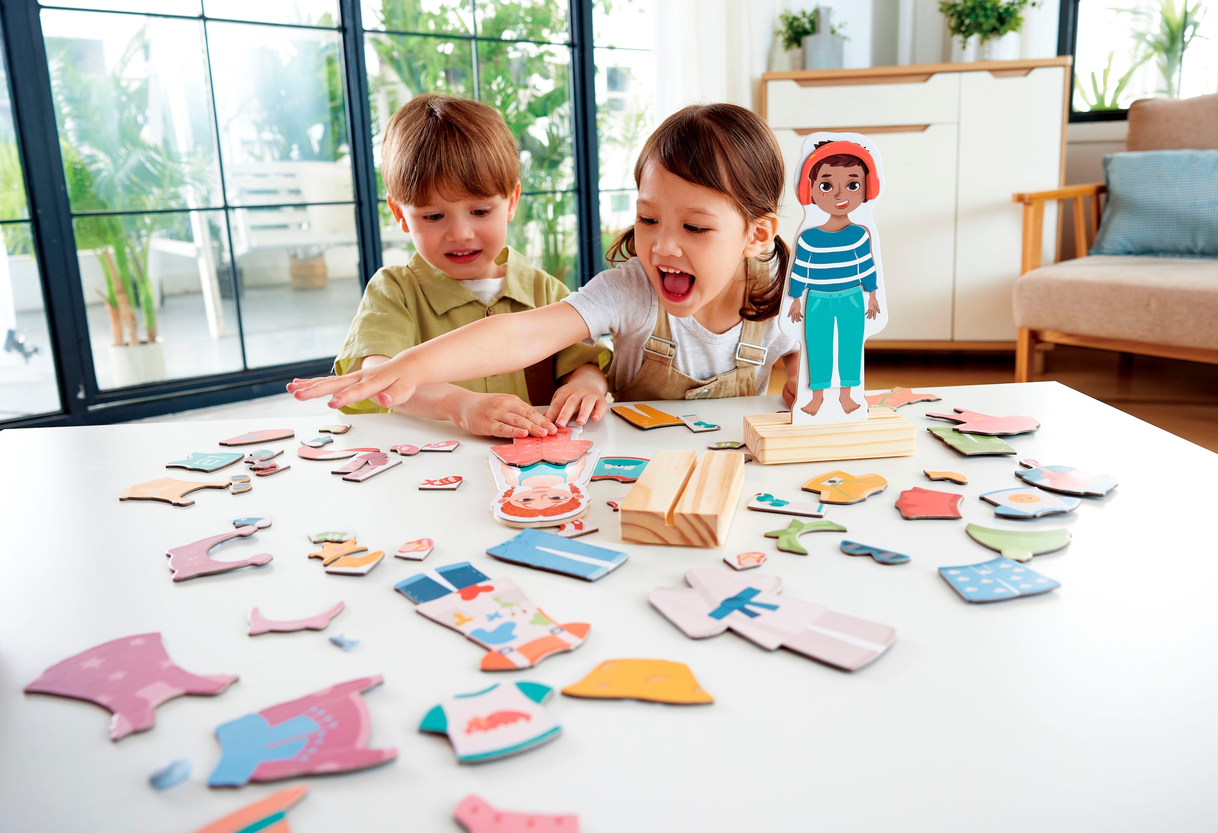 Hape Konturenpuzzle »Magnetisches Anzieh-Puzzle«