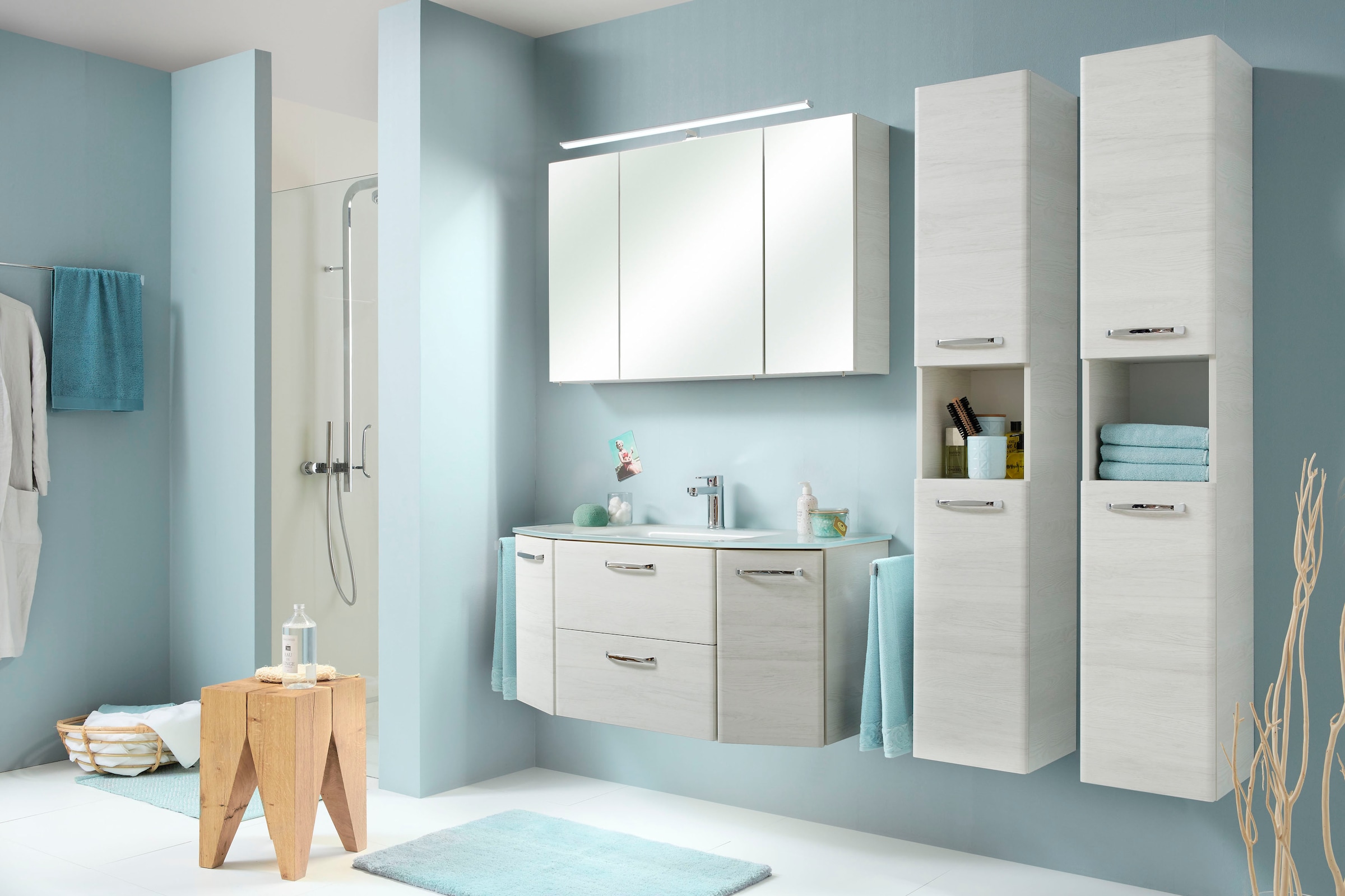 Saphir Armoire haute »Quickset Badschrank 30 cm breit, 2 Türen, 1 Nische, 3 Einlegeböden« armoire haute de salle de bain avec amortisseur de porte, poignées chrome brillant