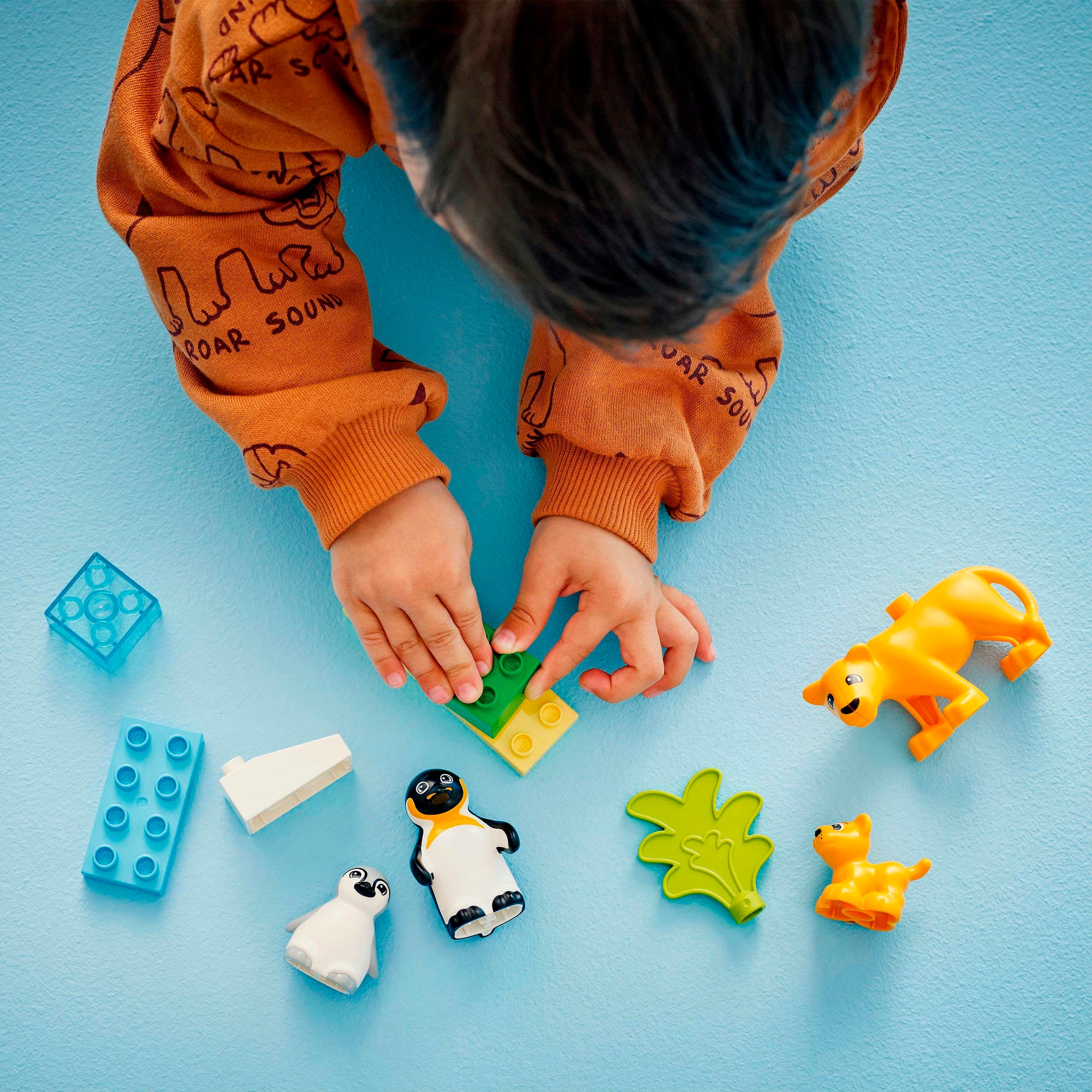 LEGO® Konstruktionsspielsteine »Wildtier-Familien: Pinguine und Löwen (10442), LEGO DUPLO Town« Made in Europe