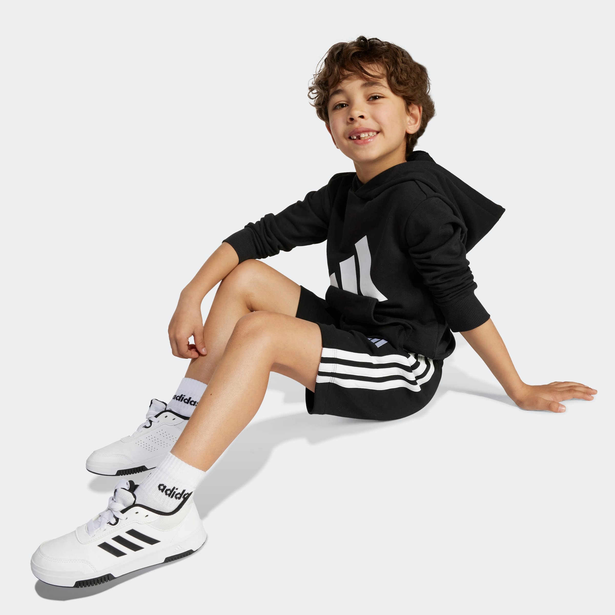 adidas Sportswear Shorts »LK 3S FT SH 220«  für Kinder, mit sportlichen 3-Streifen, aus Baumwolle und Polyester