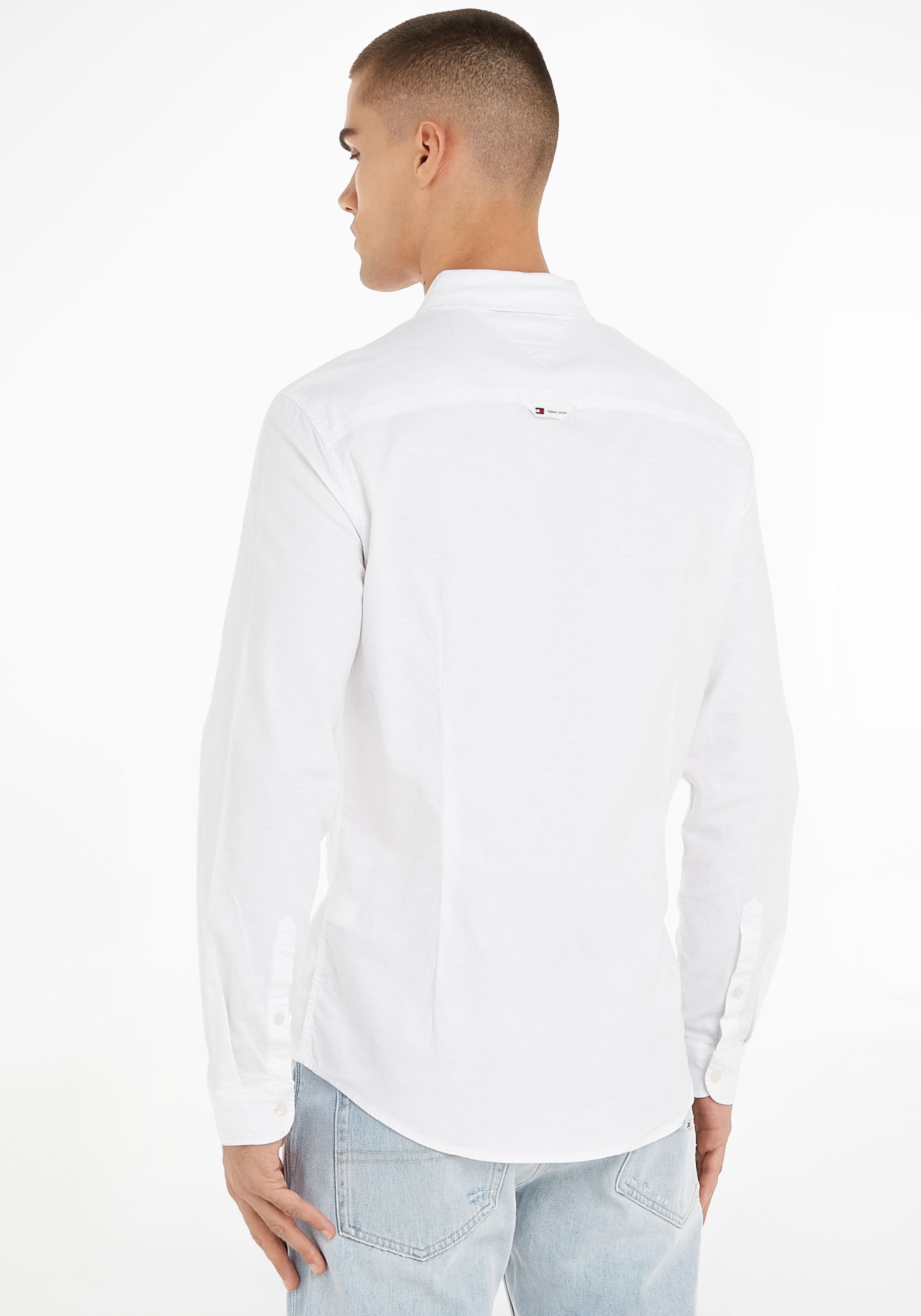 Tommy Jeans Langarmhemd »TJM Slim Stretch Oxford Shirt«, mit Flaglabel auf der Brust