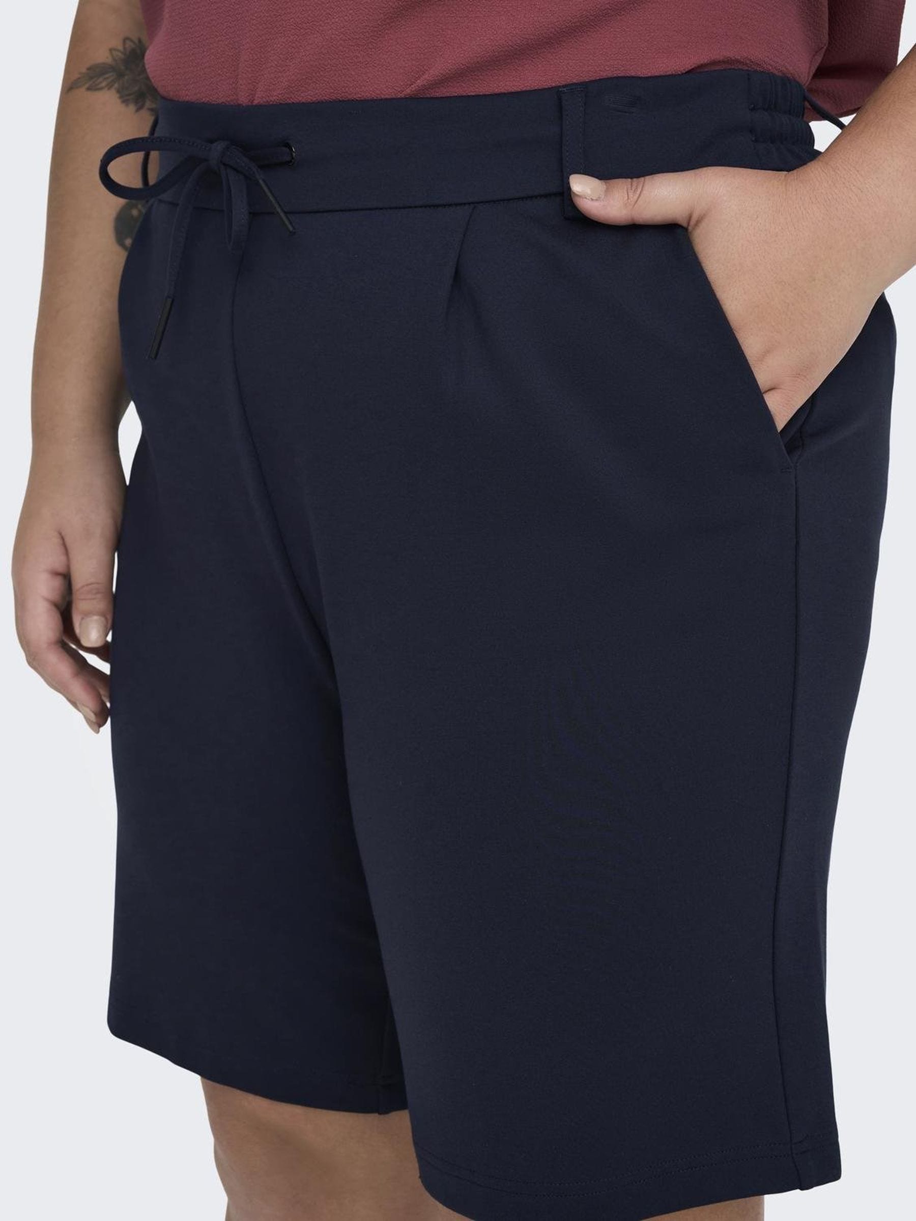 ONLY CARMAKOMA Shorts »CARGOLDTRASH«