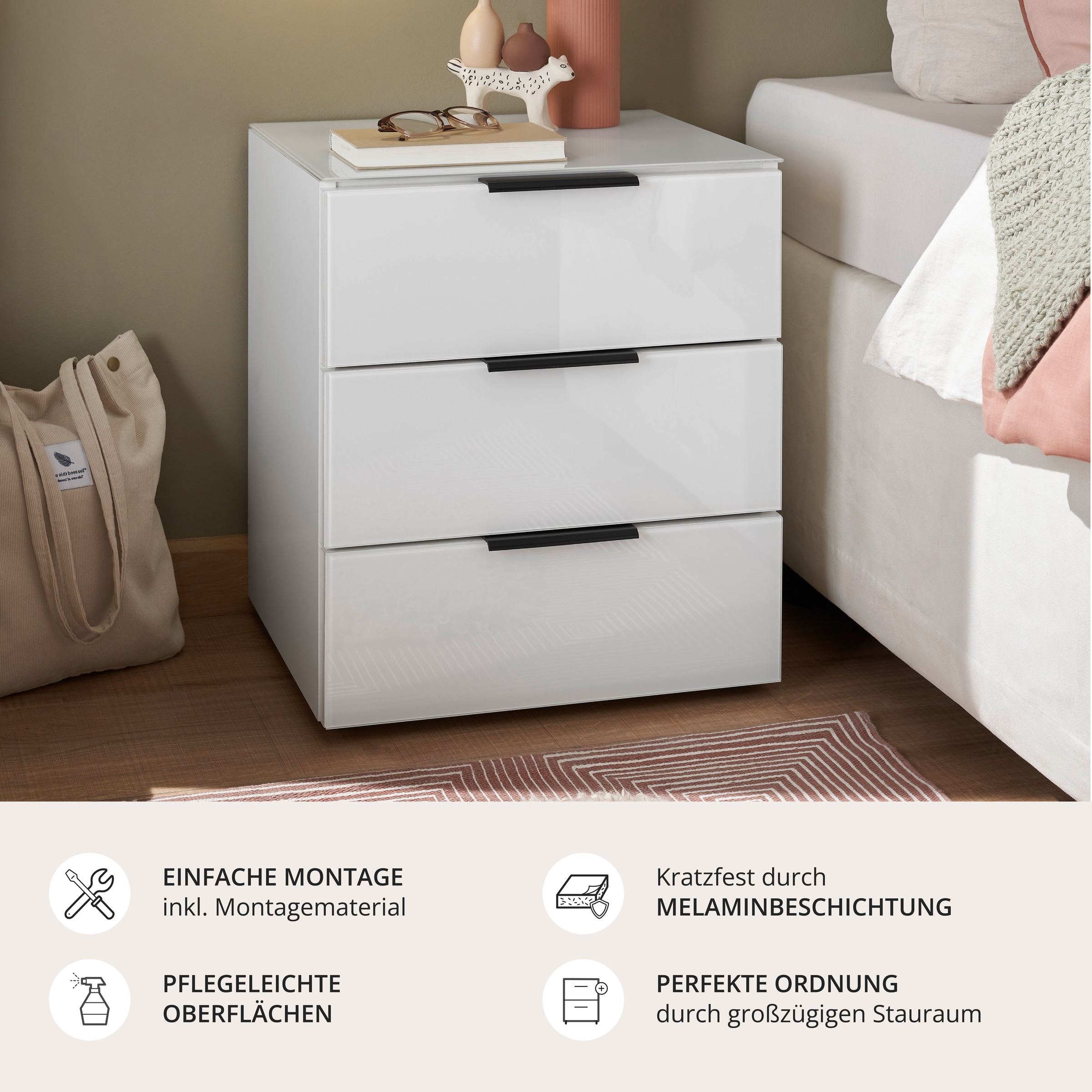 Schlafkontor Nachtkommode »Pari Nachtkonsole, Nachtschrank, Nachttisch« mit 3 Schubkastenfronten aus Glas