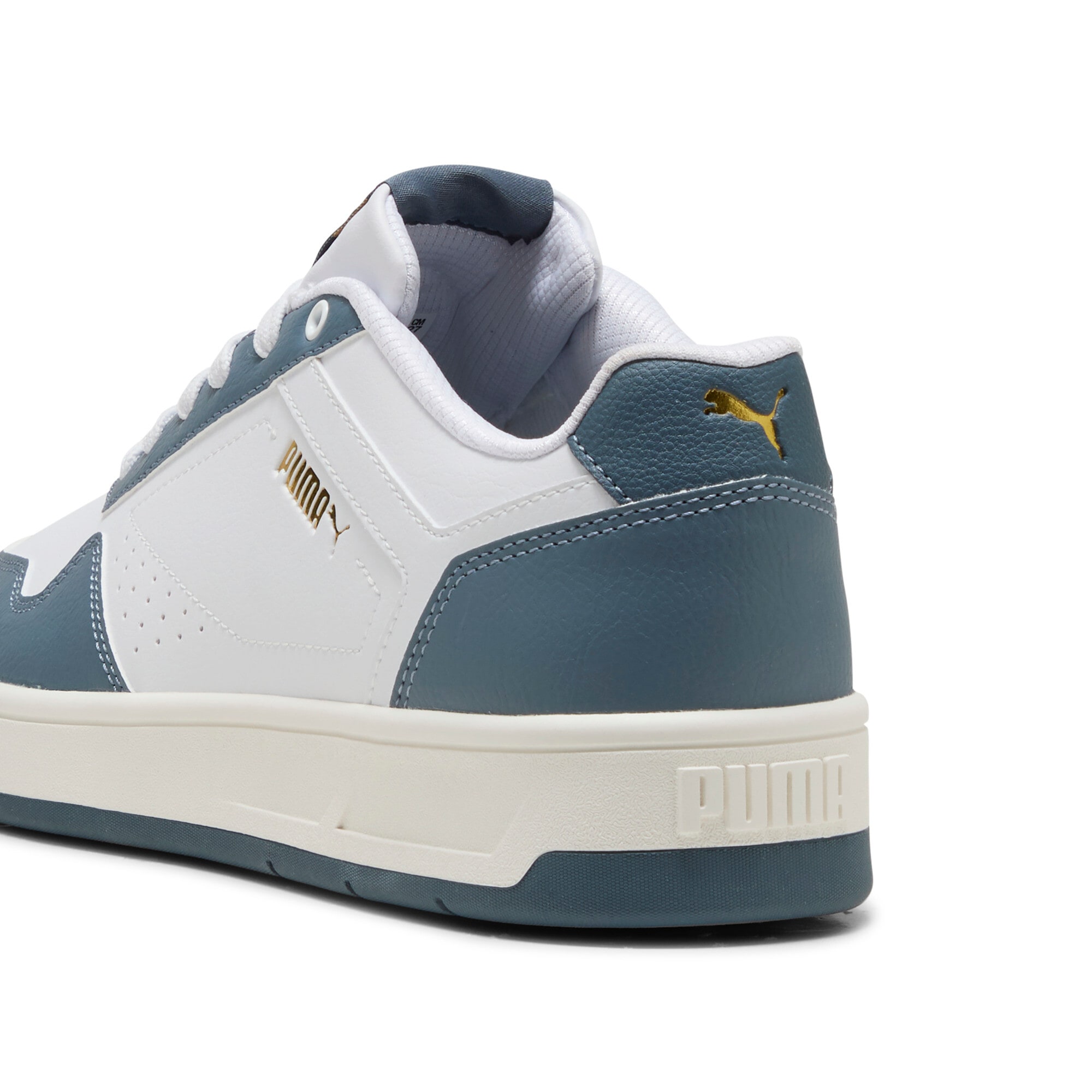 PUMA Sneaker »COURT CLASSIC«  für sportliche Einsätze, mit Gummi-Laufsohle, mit Schnürverschluss
