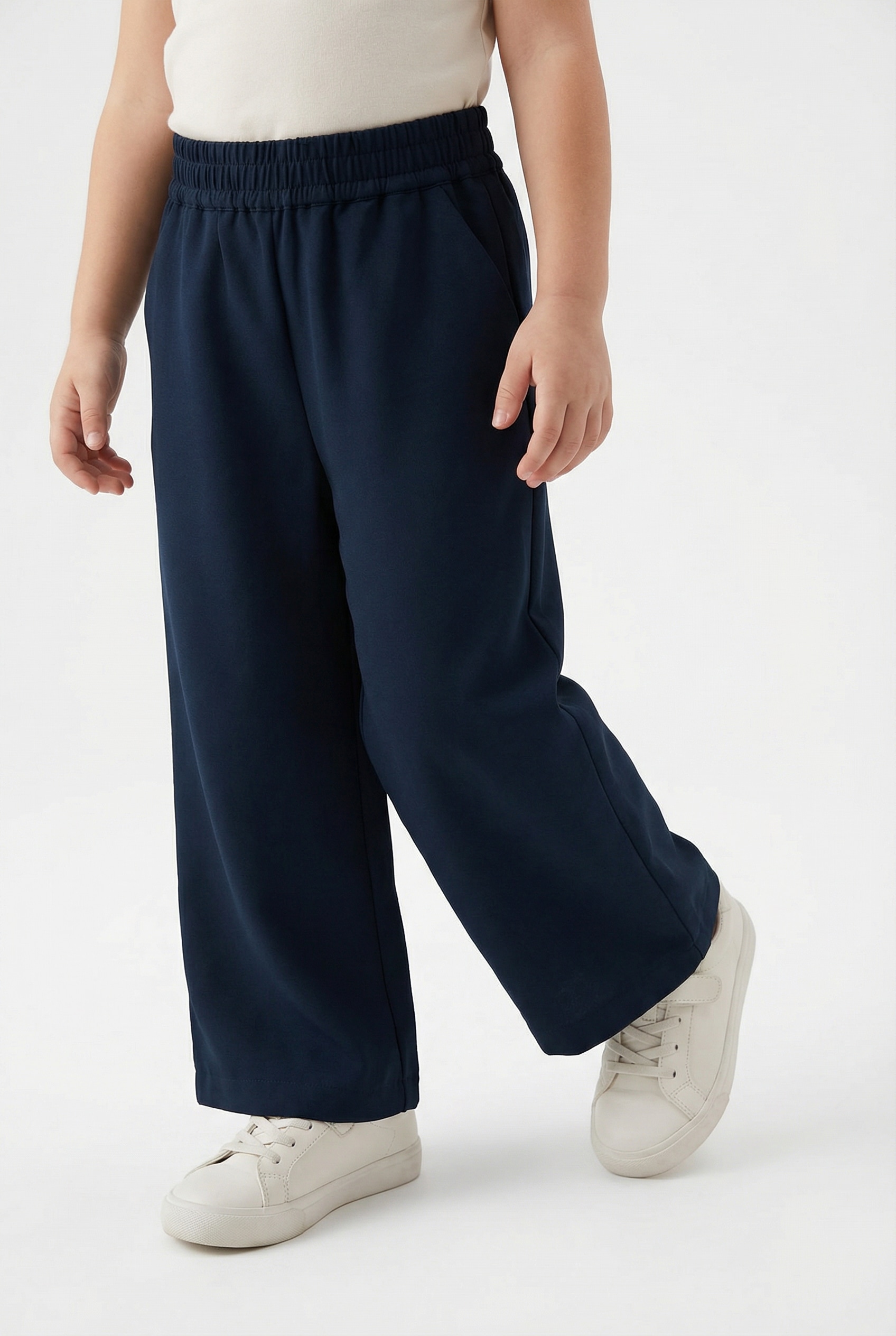 Image of s.Oliver Junior Stoffhose mit weitem, geradem Bein und Gummizug