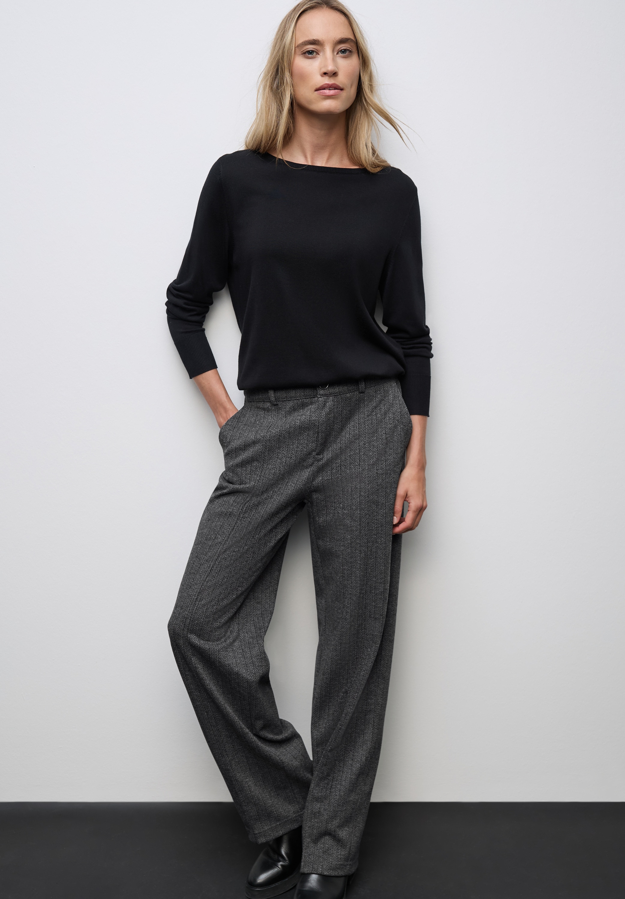 STREET ONE Pantalon en tissu  im Nadelstreifen-Look