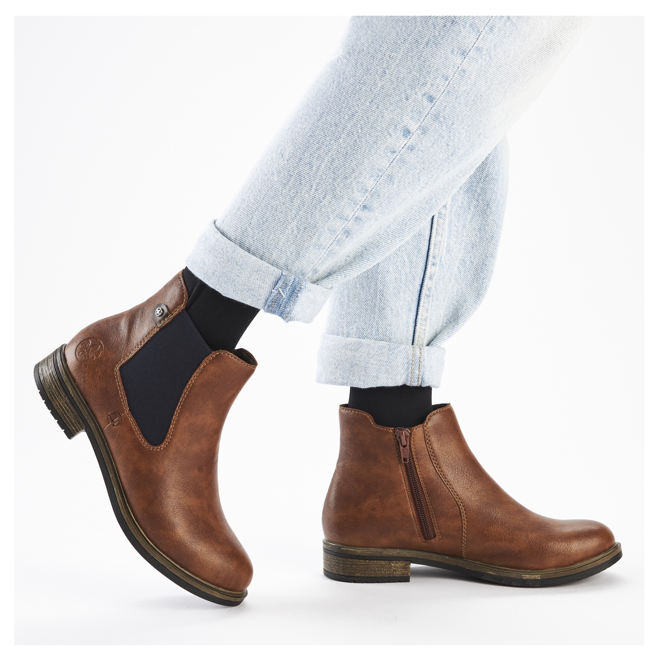Rieker Chelseaboots, Schlupfboots, Stiefelette, Blockabsatz, mit wärmendem Textilfutter