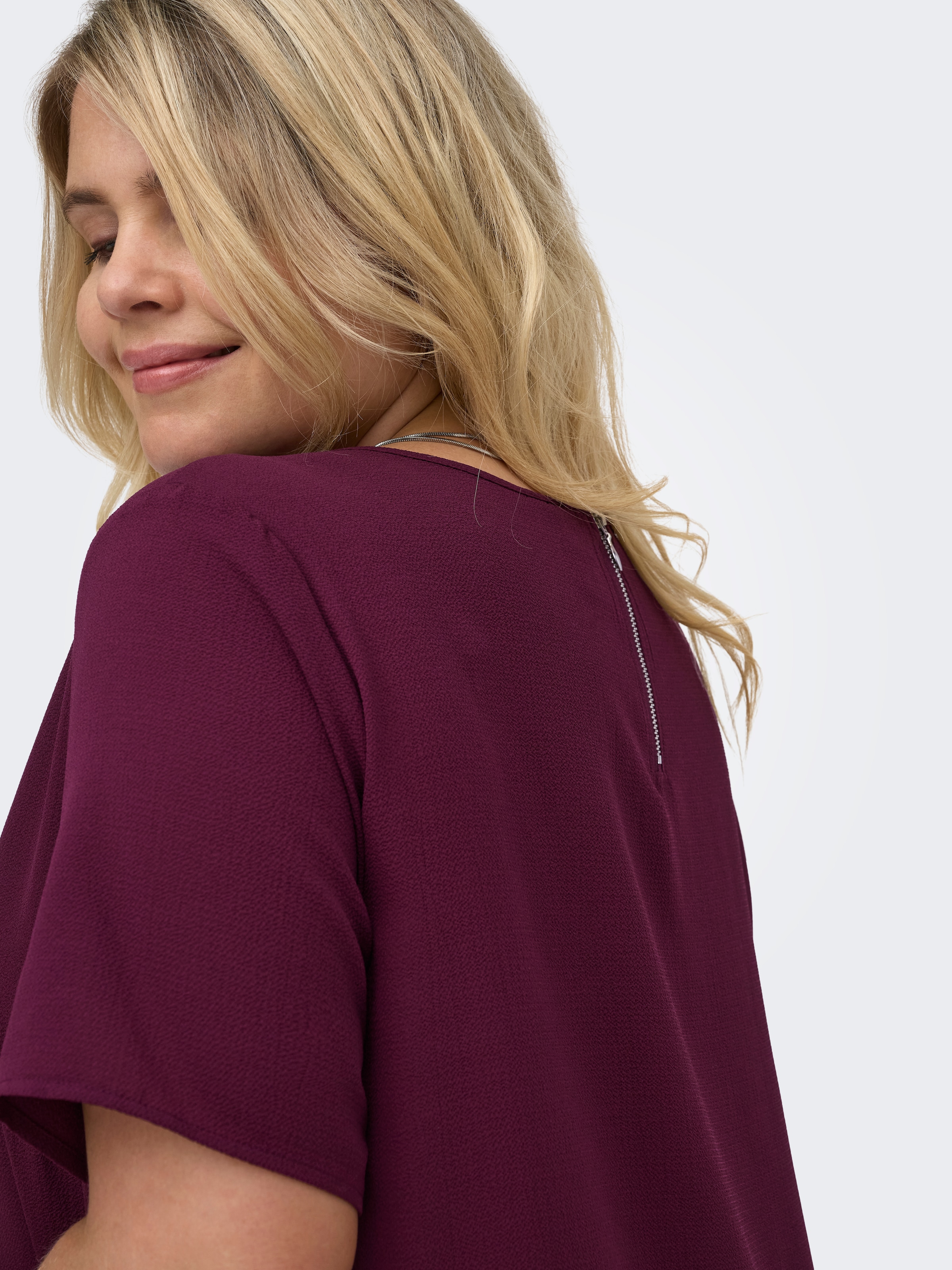 ONLY CARMAKOMA Sommerkleid »CARLUX SS TUNIC DRESS WVN NOOS« Materialmix, loose fit