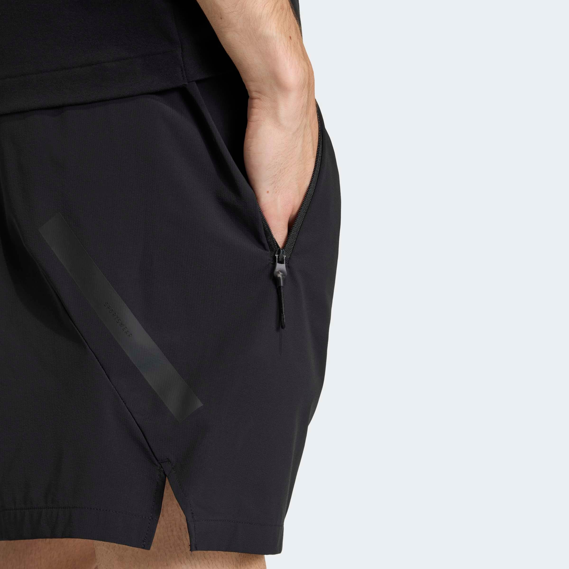 adidas Sportswear Shorts »ADIDAS Z.N.E. GEWEBT«  mit lässigem Schnitt, aus Kunstfaser, normal-weite Form