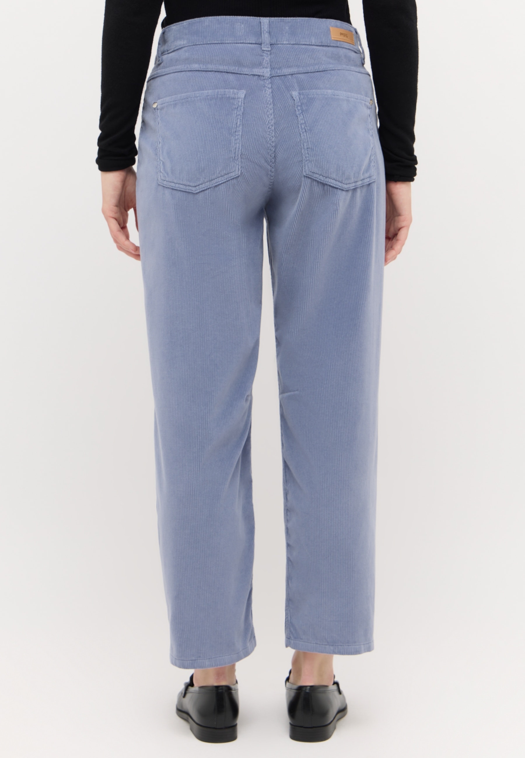 ANGELS Cordhose »EVY«  Relaxed Fit, moderne O-Shape Form
