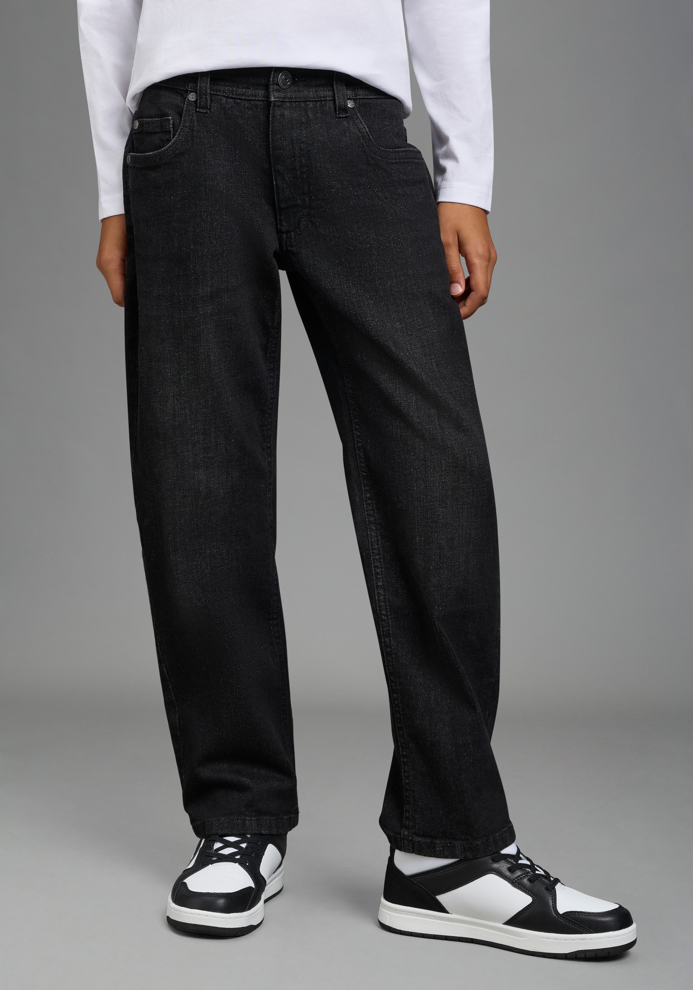 KangaROOS Jeans loose fit »Jeans mit weitem Bein« avec broderie logo