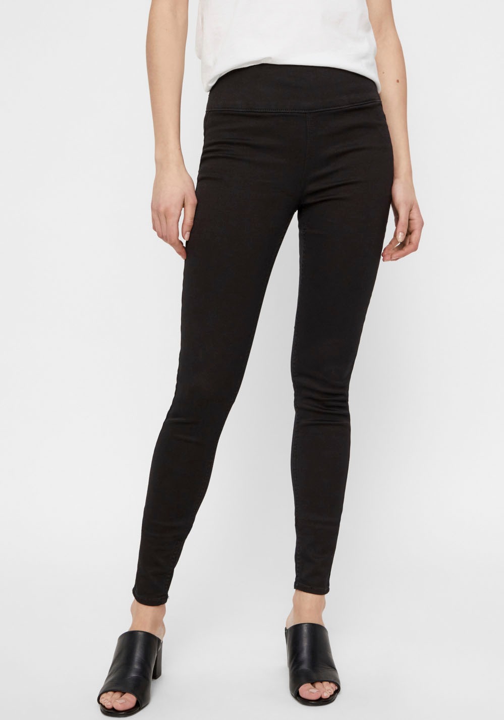 Image of pieces Jeansjeggings »PCHIGHWAIST SOFT JEGGINGS« bei Ackermann Versand Schweiz