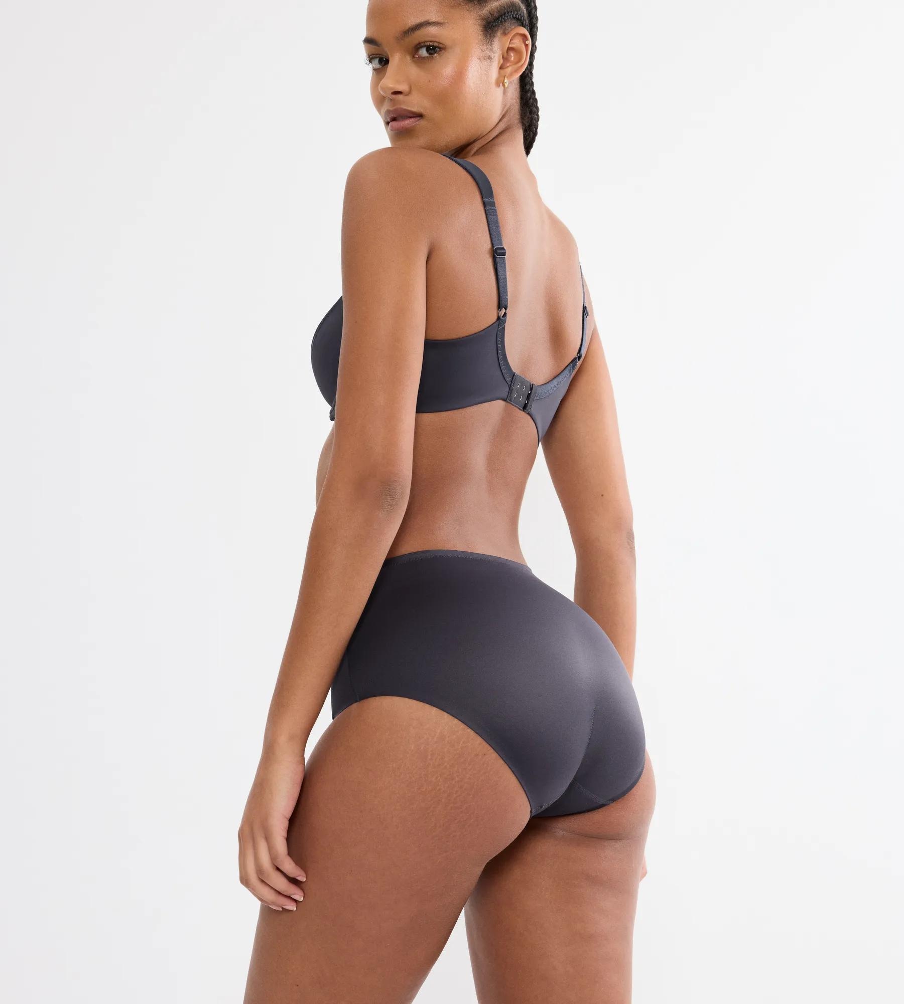 Triumph Shapingslip »True Shape Sensation T« Mesh-Einsätze, flache Kanten