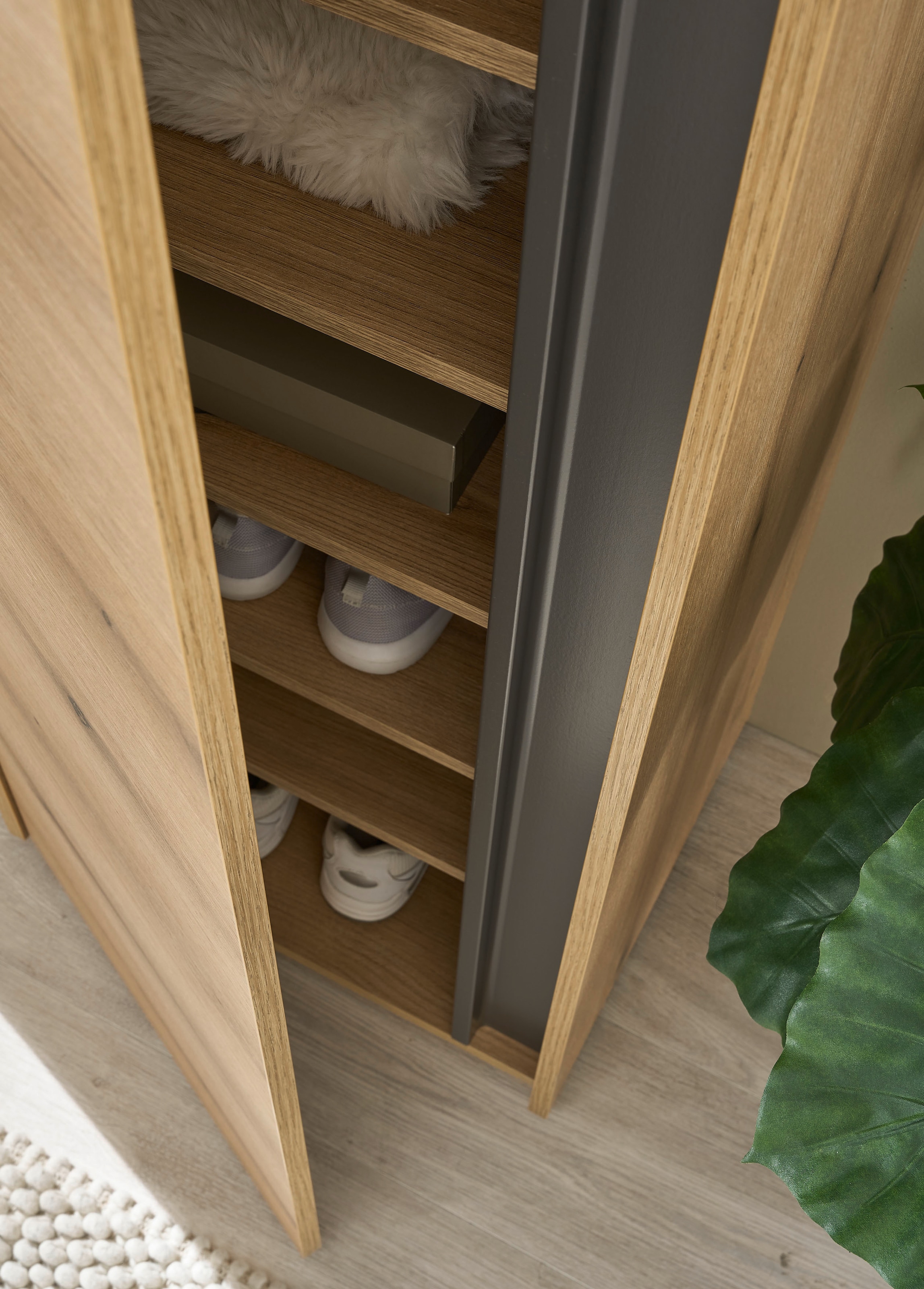 INOSIGN Garderobenschrank »GiRON/CiTY, moderner Schrank, Schuhschrank mit Stauraum« 9 Einlegeböden, 10 Fächer, Tür beidseitig montierbar, 50 cm breit