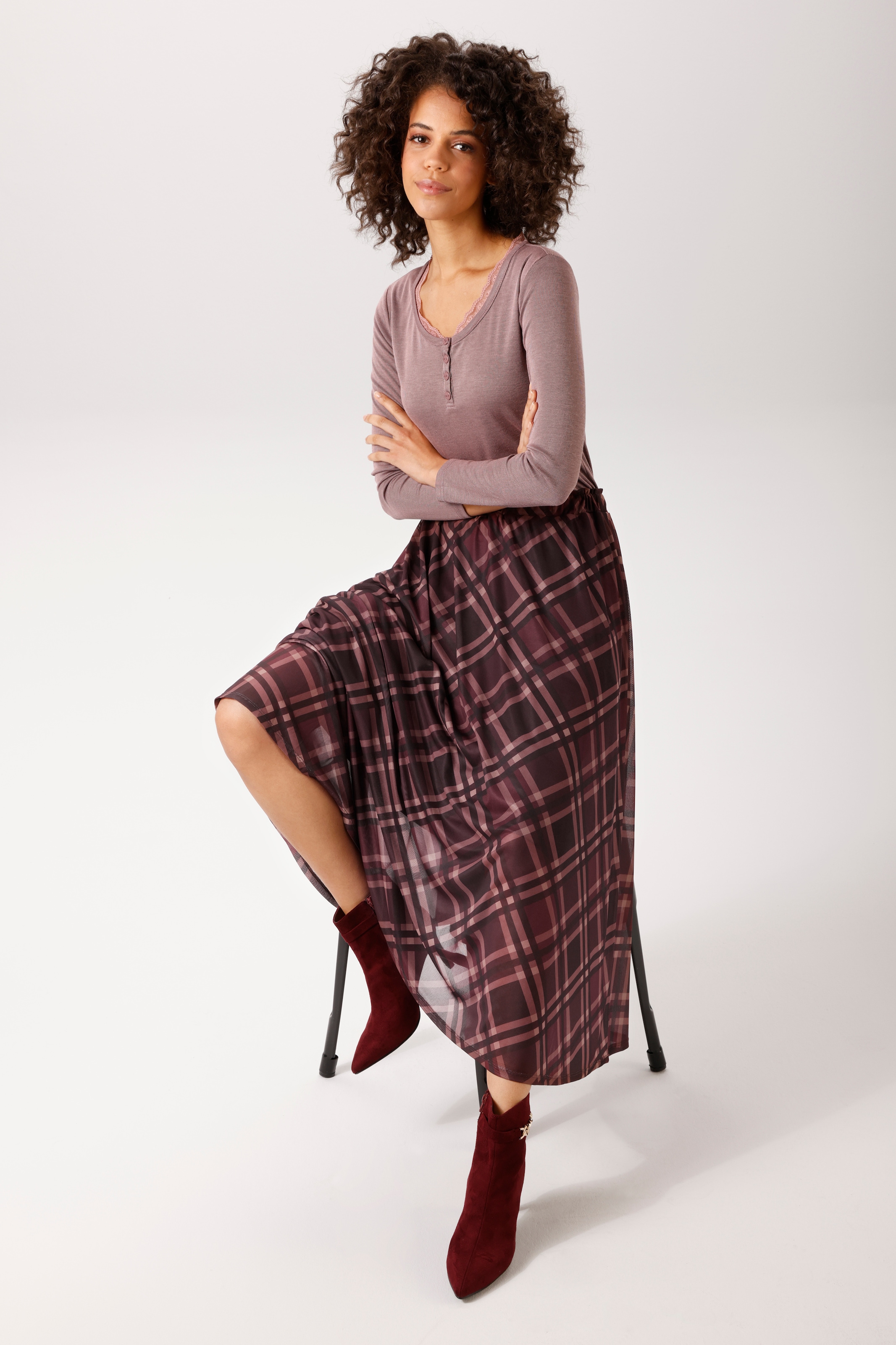 Aniston CASUAL Maxi jupe dans un motif carreaux harmonieux en couleurs - NOUVELLE COLLECTION