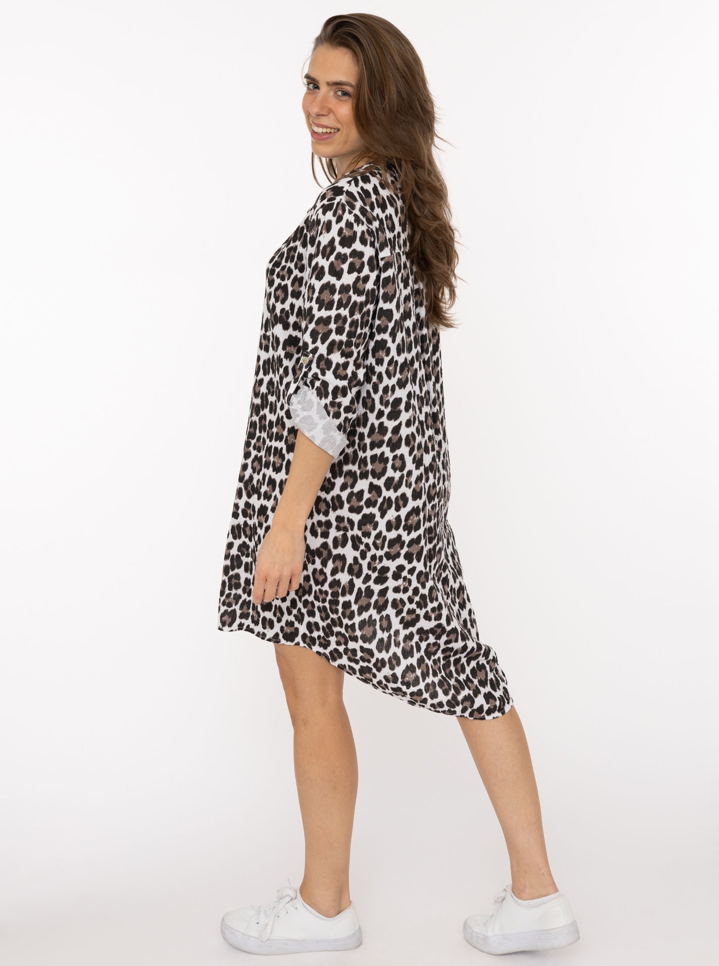 Zwillingsherz Top chemisier »"Rom"« Turn-Up Ärmel, V-Neck. Leo-Muster, Musselin