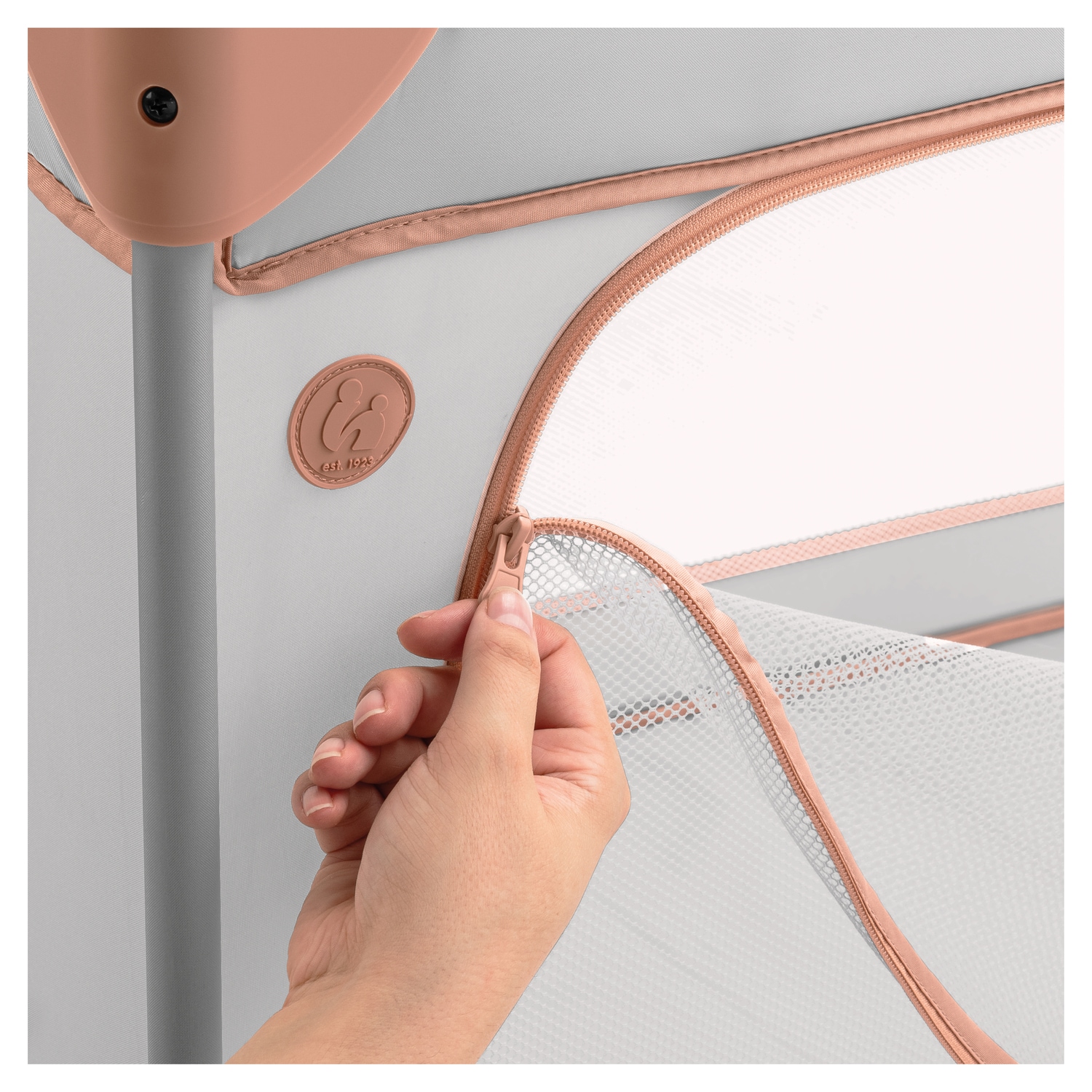 Hauck Lit de voyage pour bébé »Dream N Play Plus, Dusty Cork« Vorderausstieg