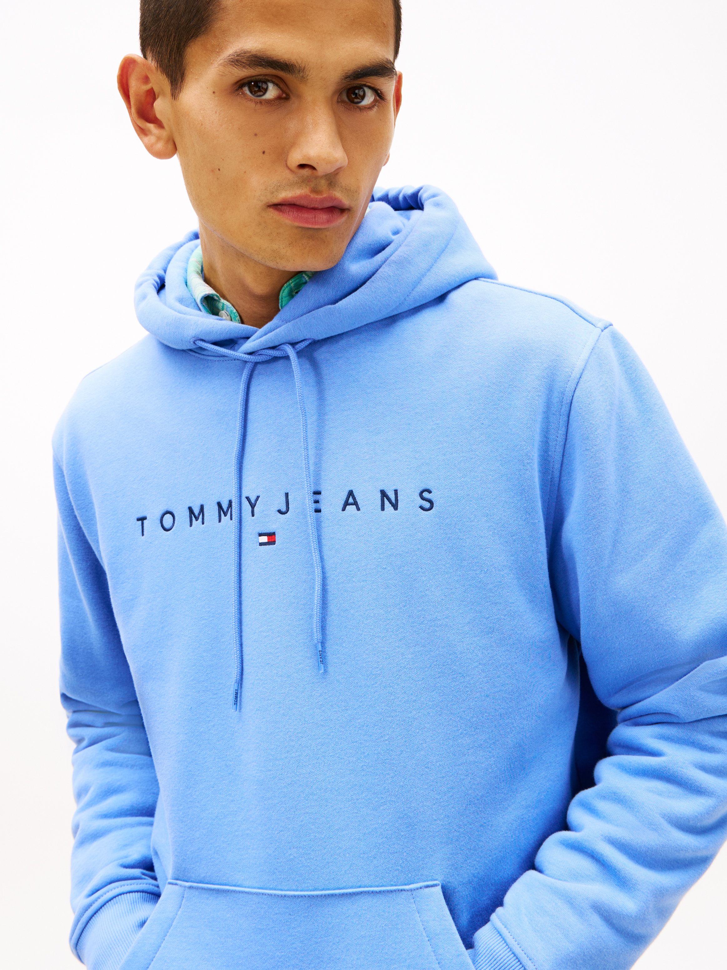 Tommy Jeans »TJM REG LINEAR LOGO HOODIE EXT«, mit Logo-Stickerei
