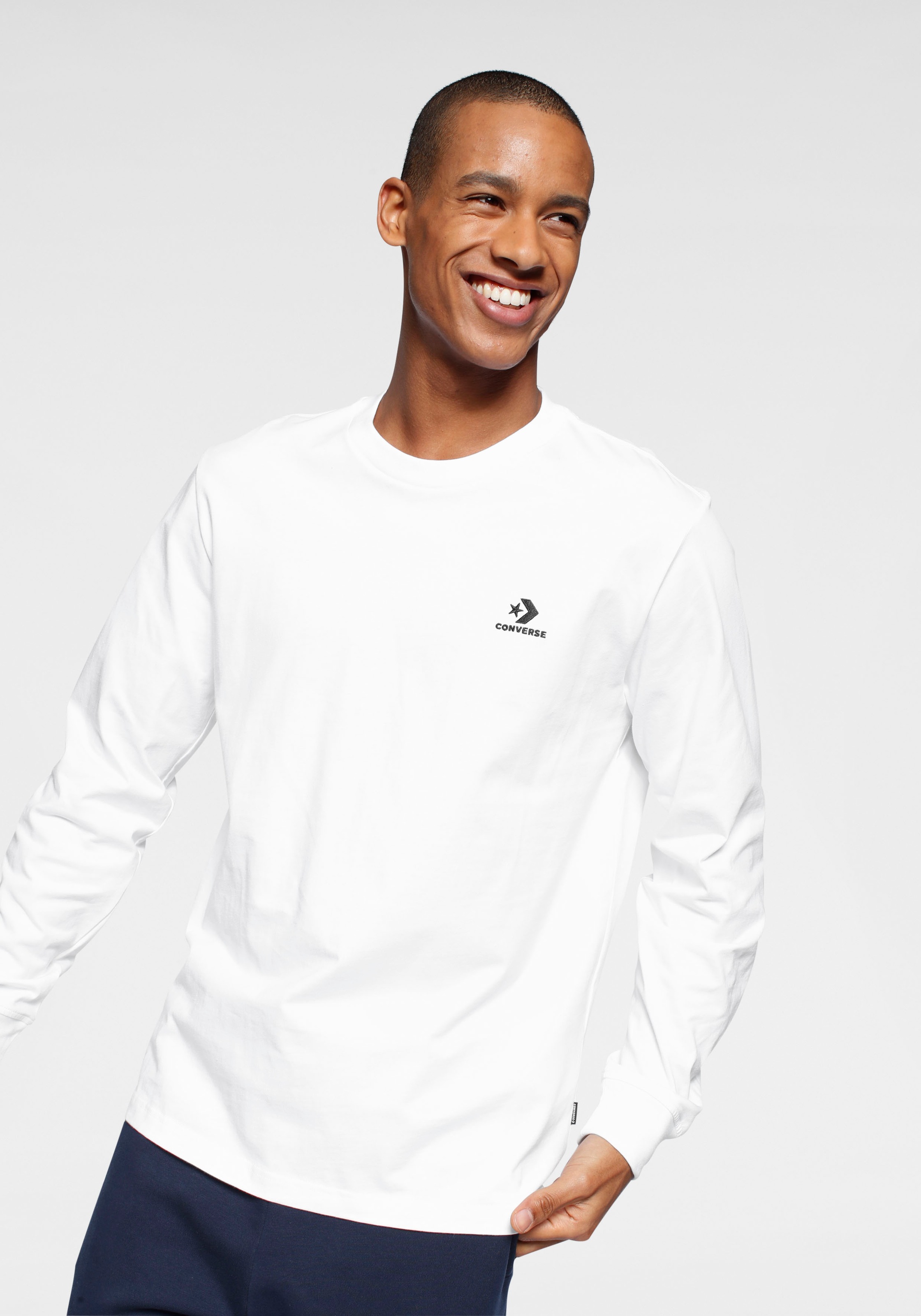 Image of Converse Langarmshirt »MENS EMBROIDERED STAR CHEVRON LEFT CHEST LONG SLEEVE TEE« bei Ackermann Versand Schweiz