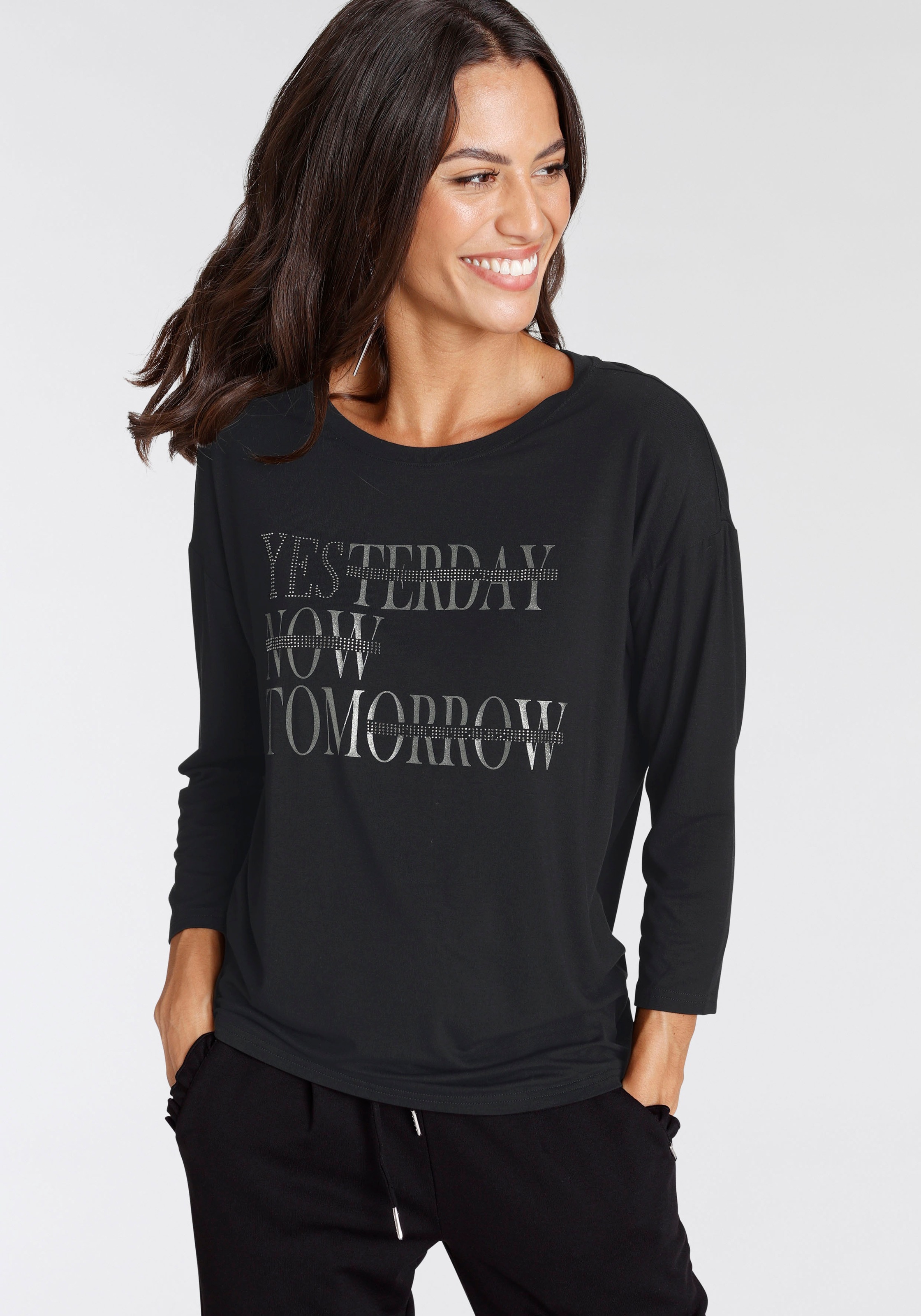 Image of Laura Scott 3/4-Arm-Shirt mit glitzerndem Schriftzug