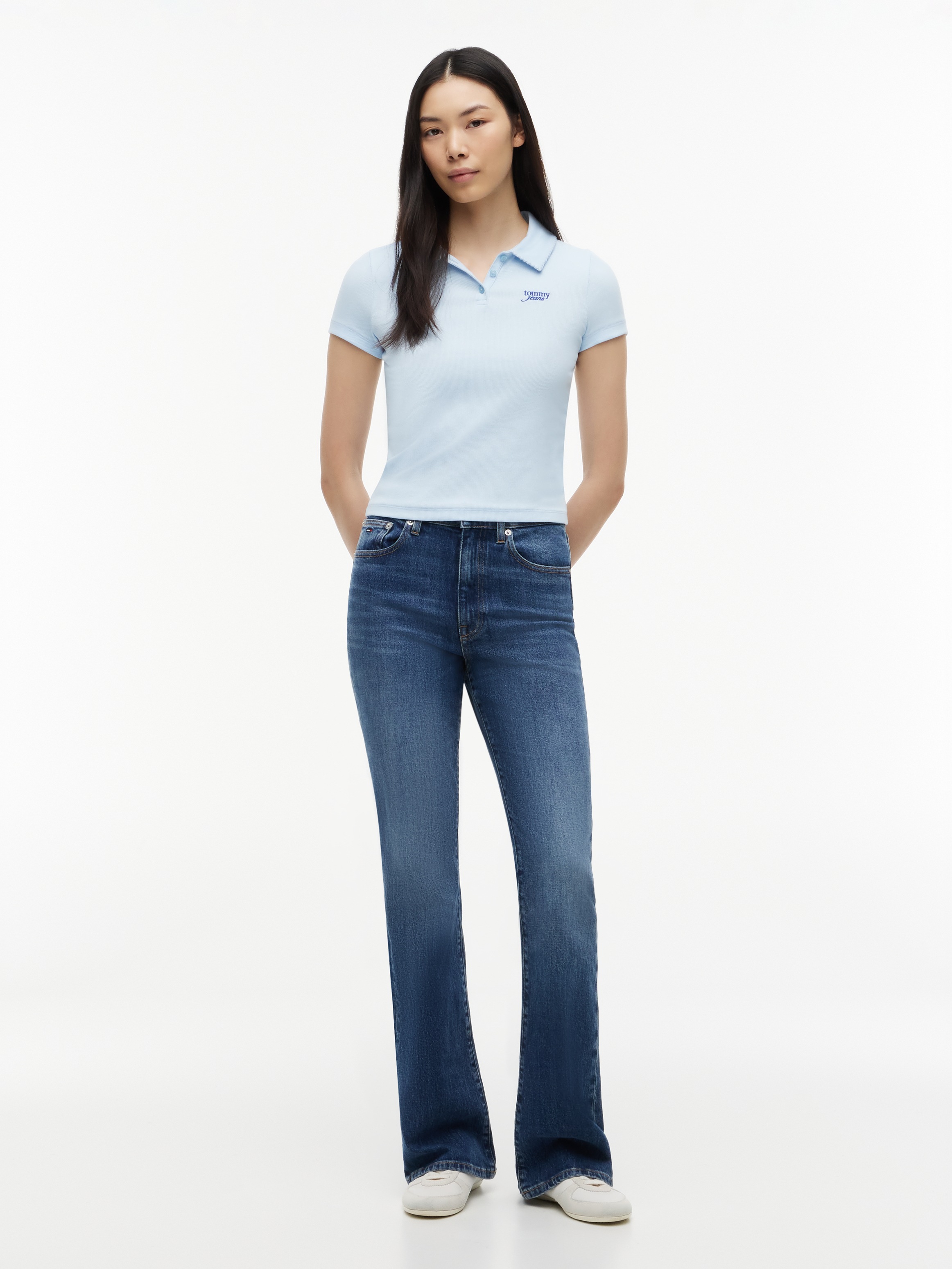 Tommy Jeans Poloshirt »TJW SLIM RIB SCRIPT POLO« Baumwollmischung, slim fit, figurbetont, in gerippter Struktur