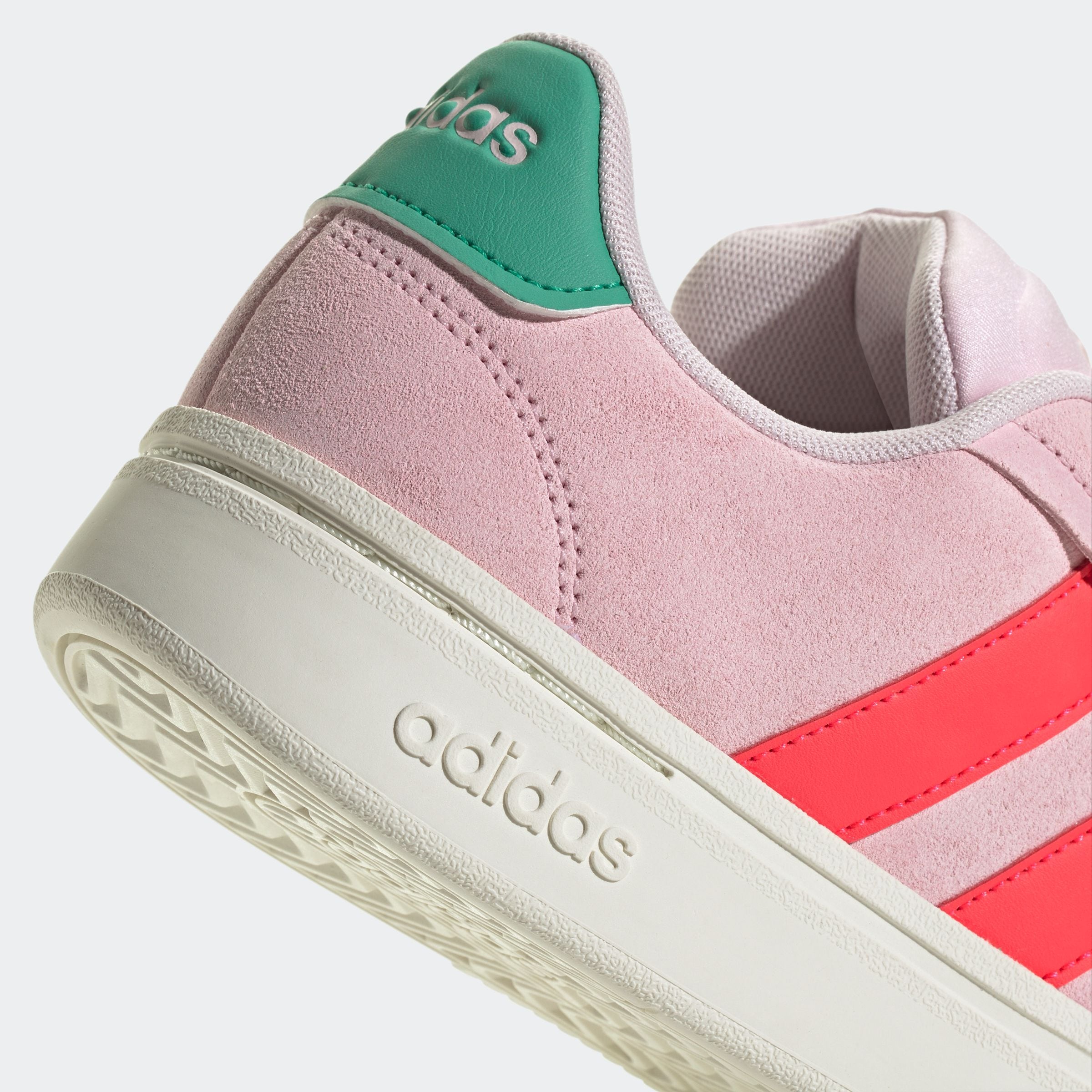 adidas Sportswear Sneakers »GRAND COURT ALPHA«  inspiré du design de l'adidas campus 00