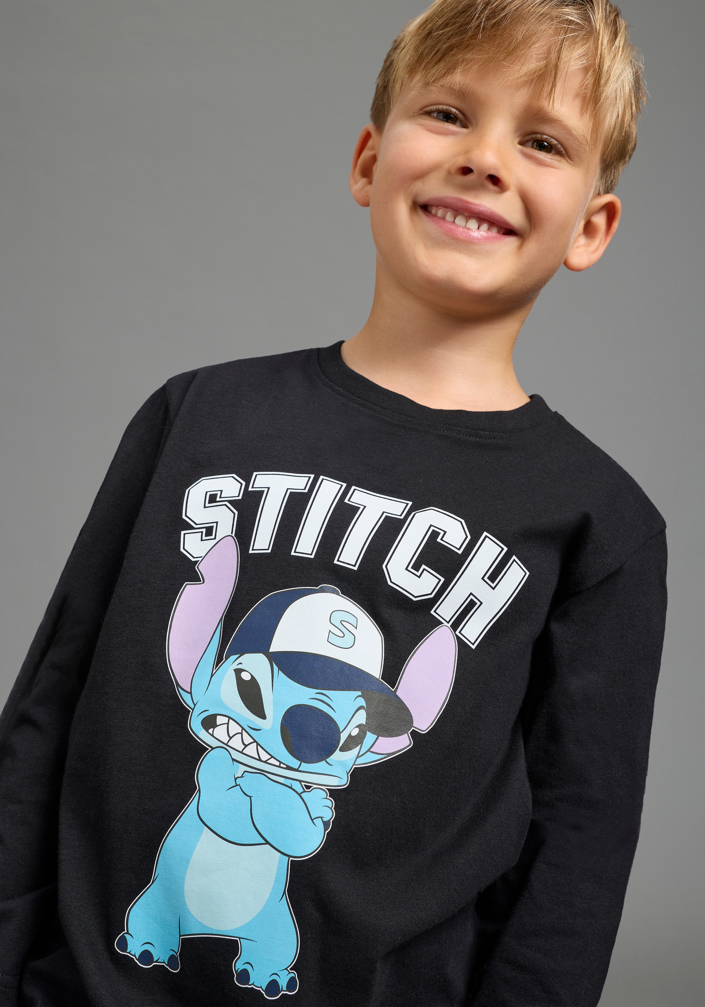 KIDSWORLD T-shirt à manches longues »STITCH Shirt für Jungen, Disney« style tendance, coupe basique, avec encolure ronde