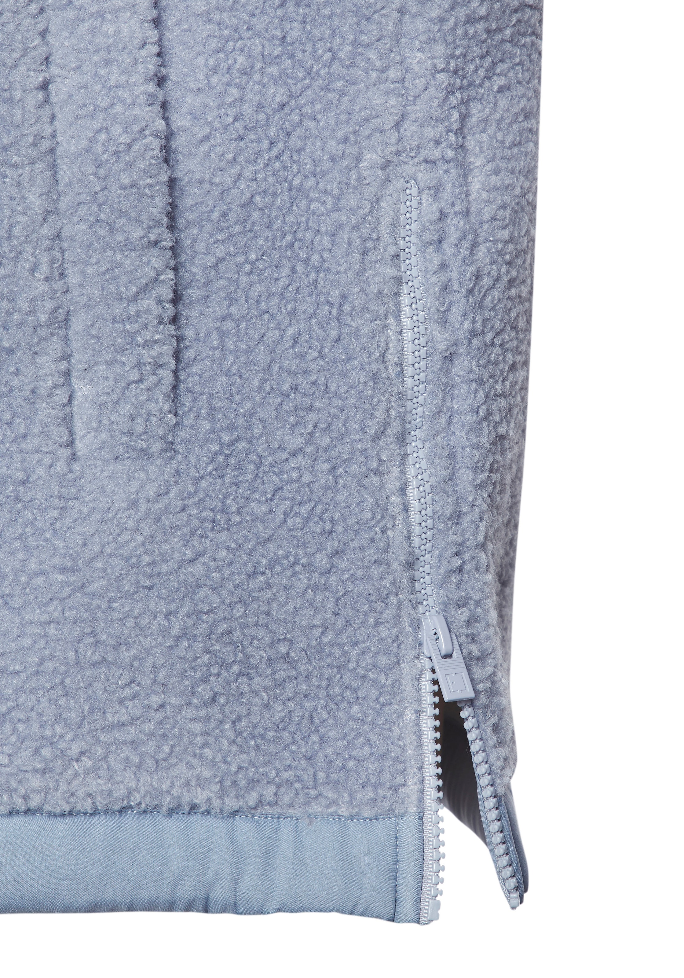 Elbsand mit grosser Schriftzug-Stickerei